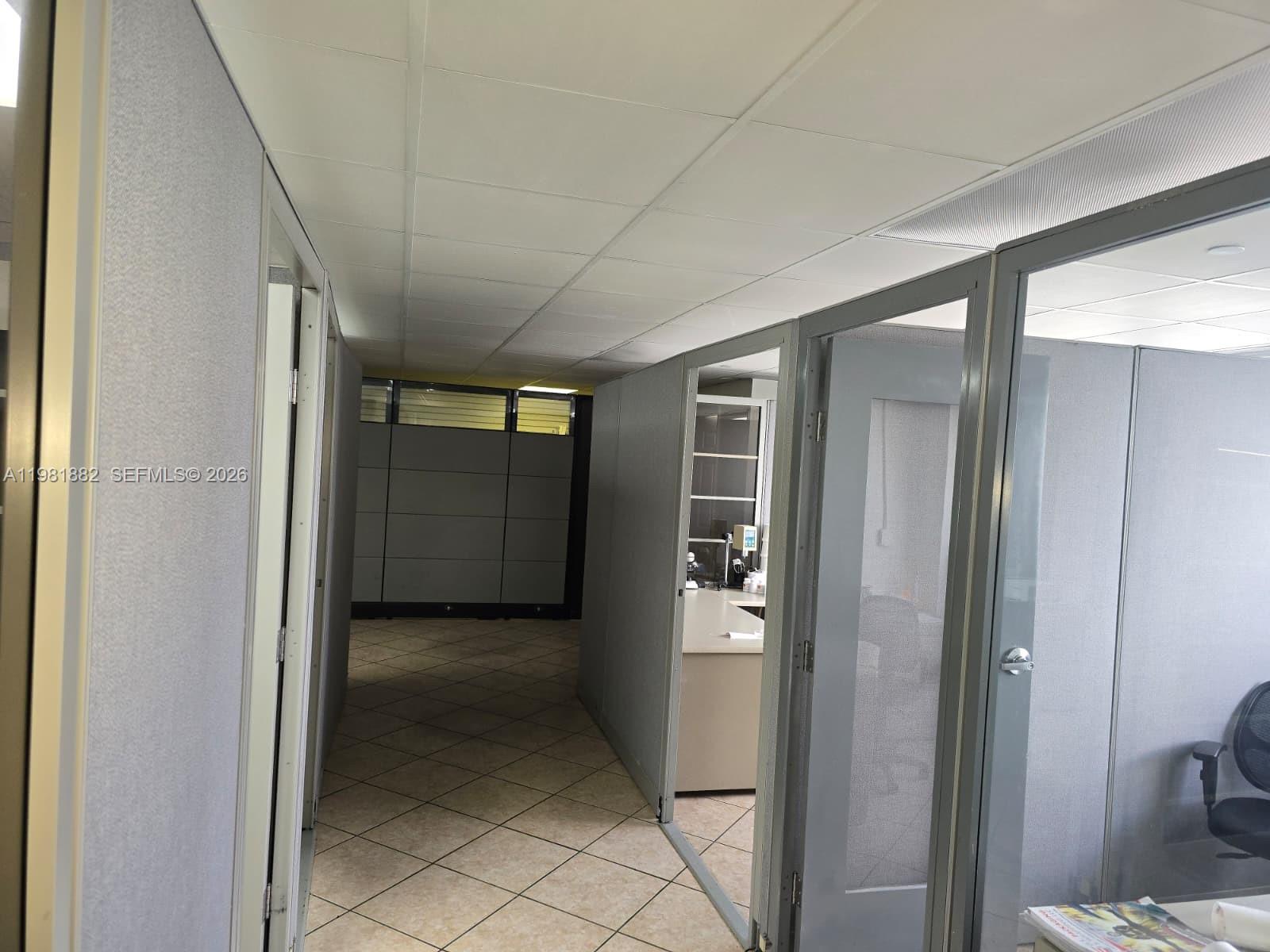   /   sq. ft. $ 2026-03-12 0 foto