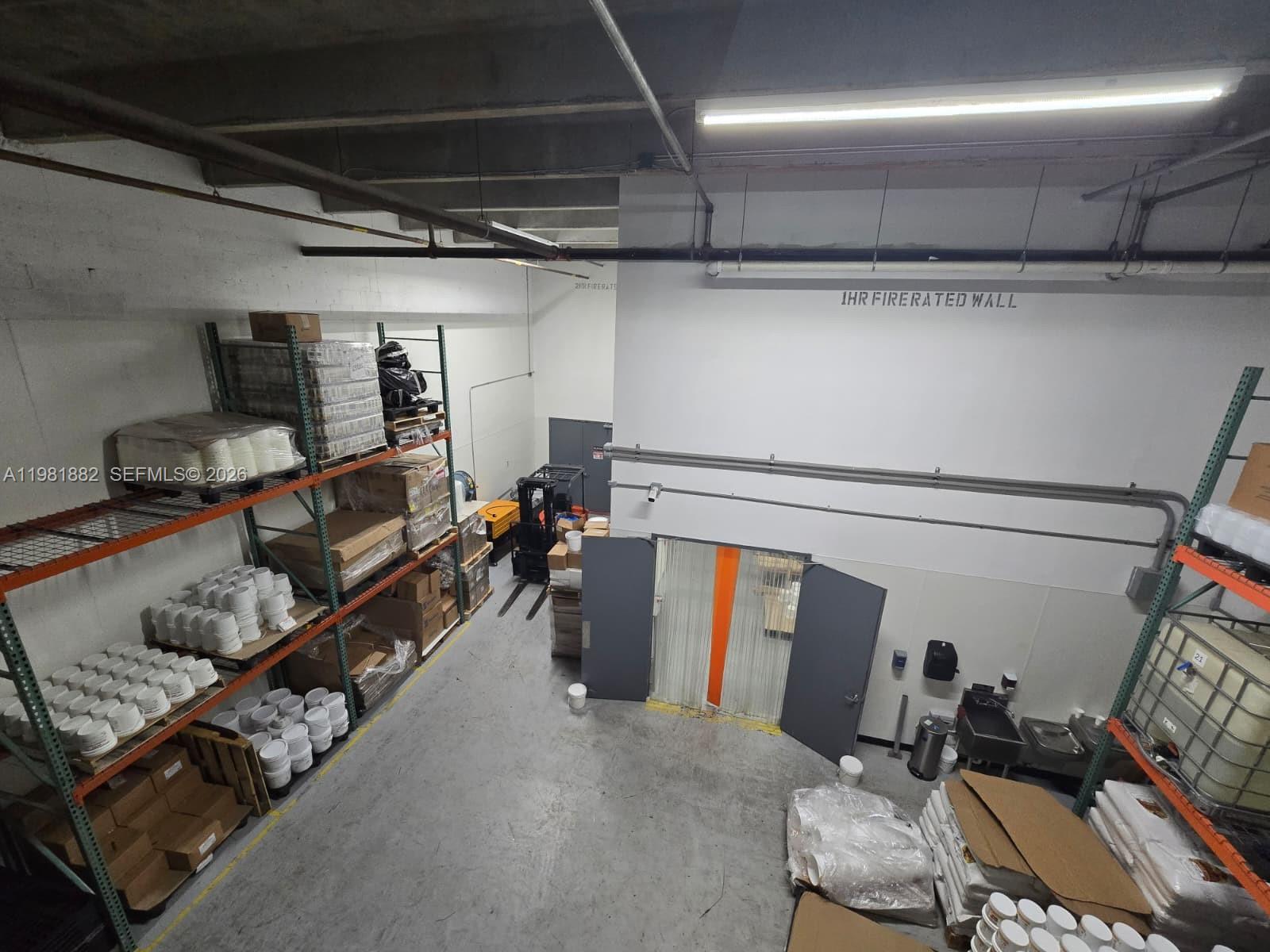   /   sq. ft. $ 2026-03-12 0 foto