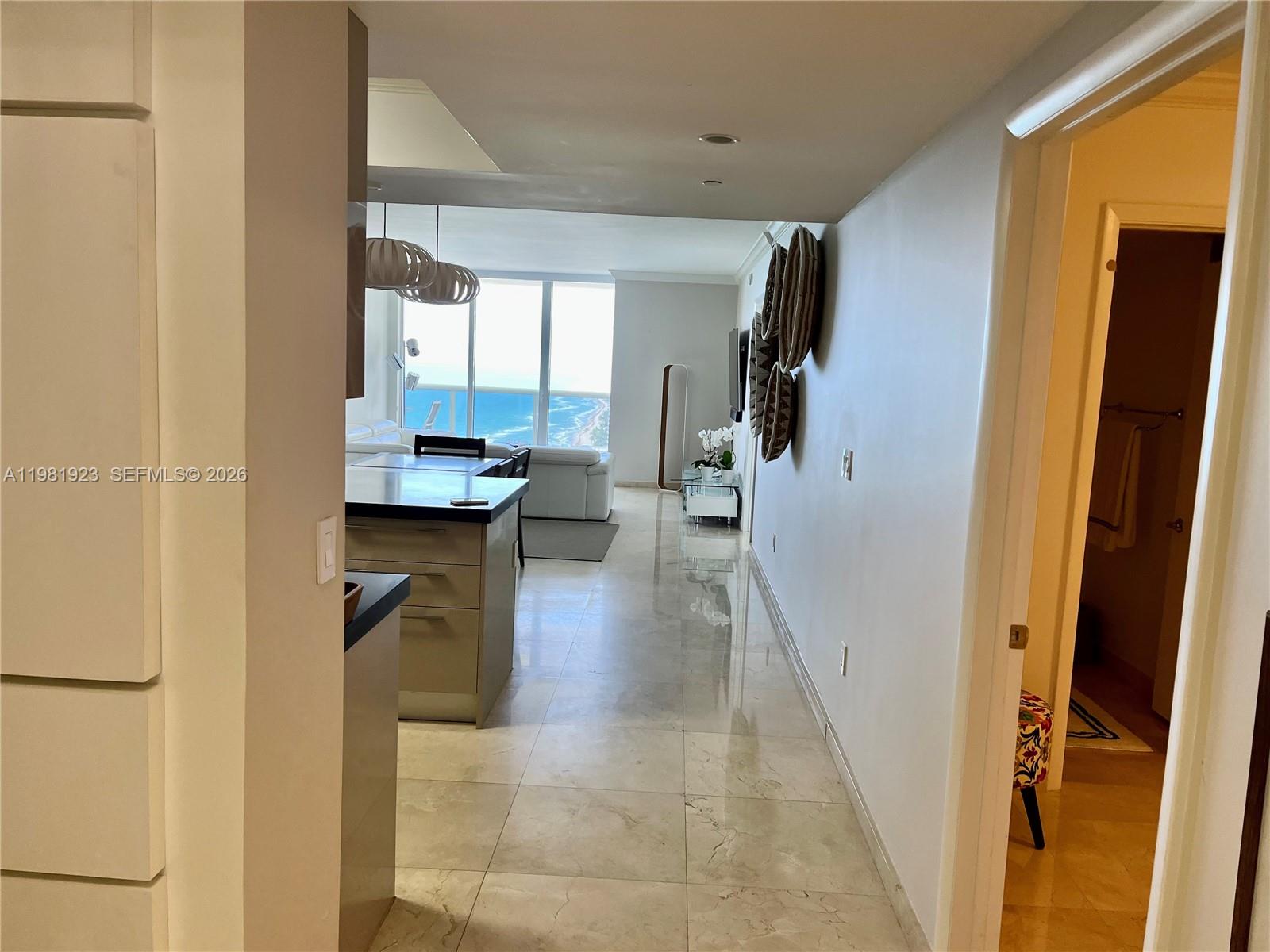 4004 3 / 3 1675 sq. ft. $ 2026-03-12 0 foto