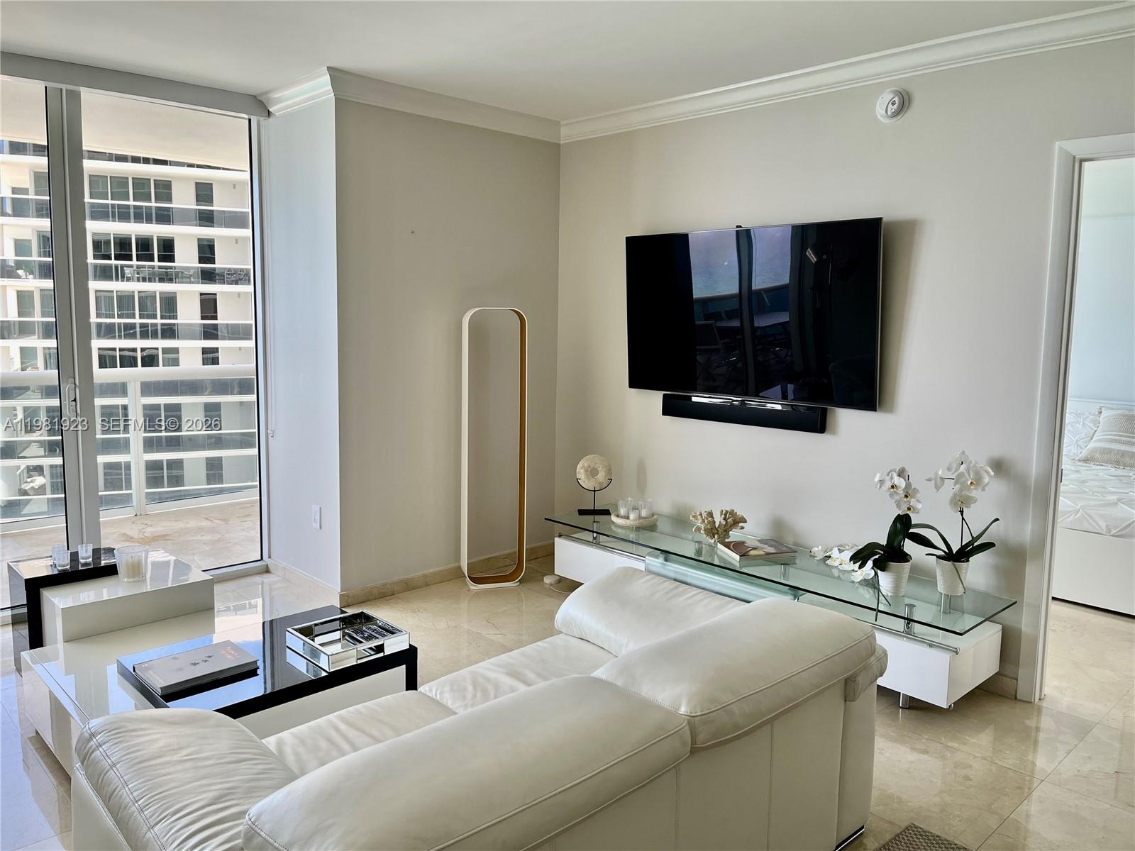 4004 3 / 3 1675 sq. ft. $ 2026-03-12 0 foto