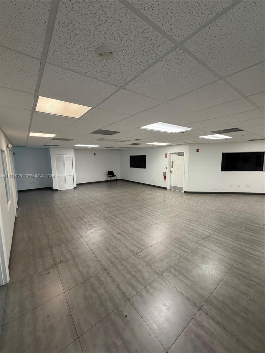 Подробнее / кв.футов $ 2026-03-12 0 Фото