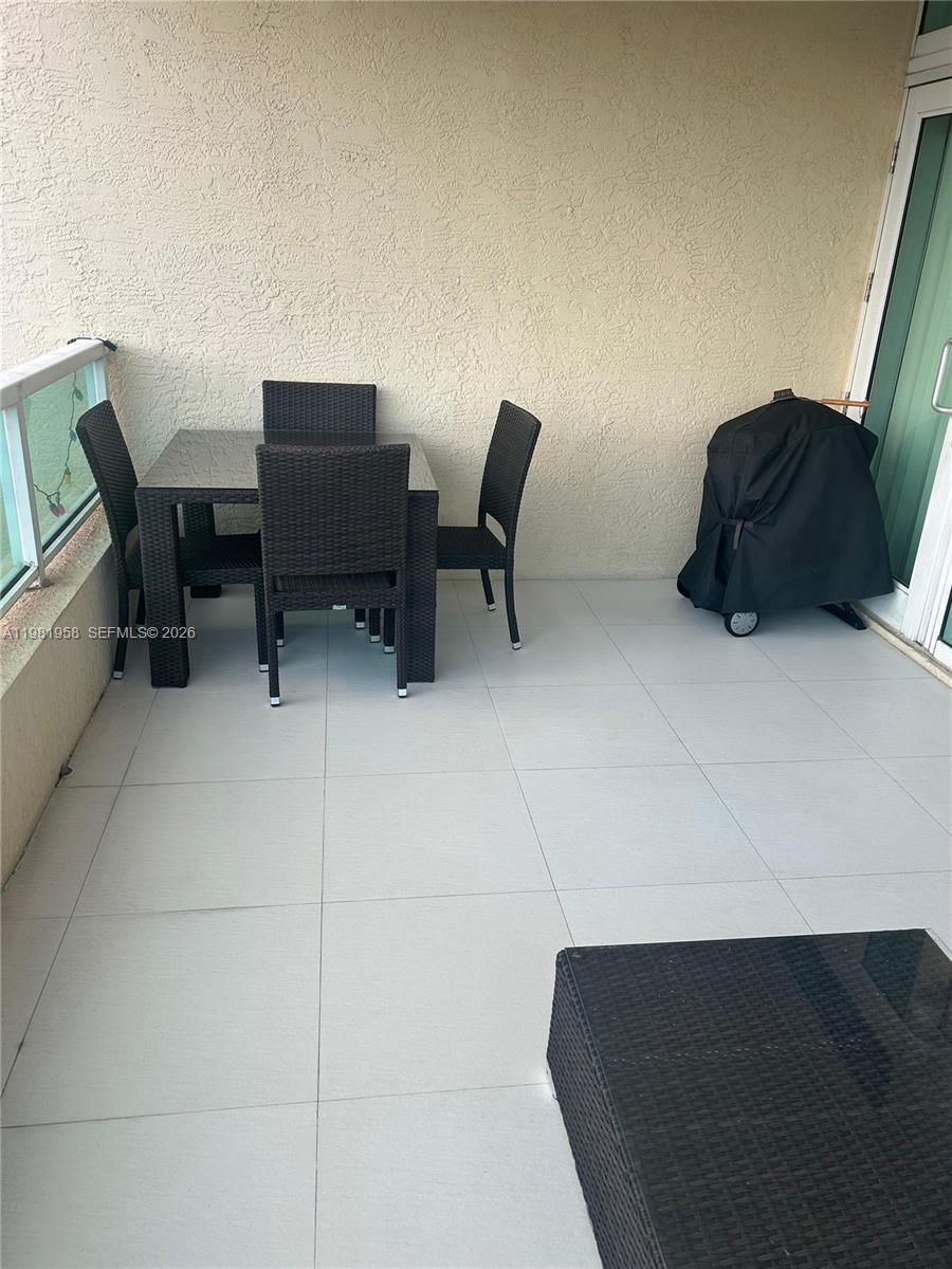 Photo of 3340 190th St  #1407, Aventura, Florida, 33180 - 