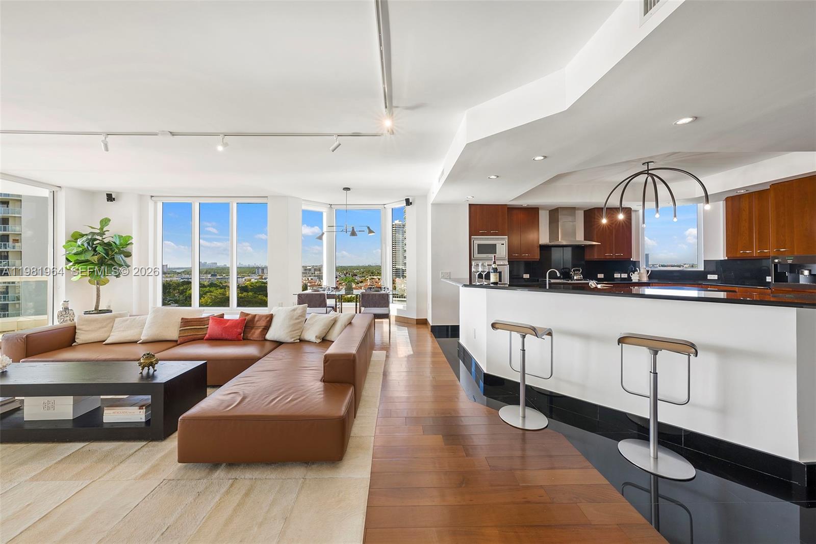 1208 4 / 5 3709 sq. ft. $ 2026-03-12 0 Photo