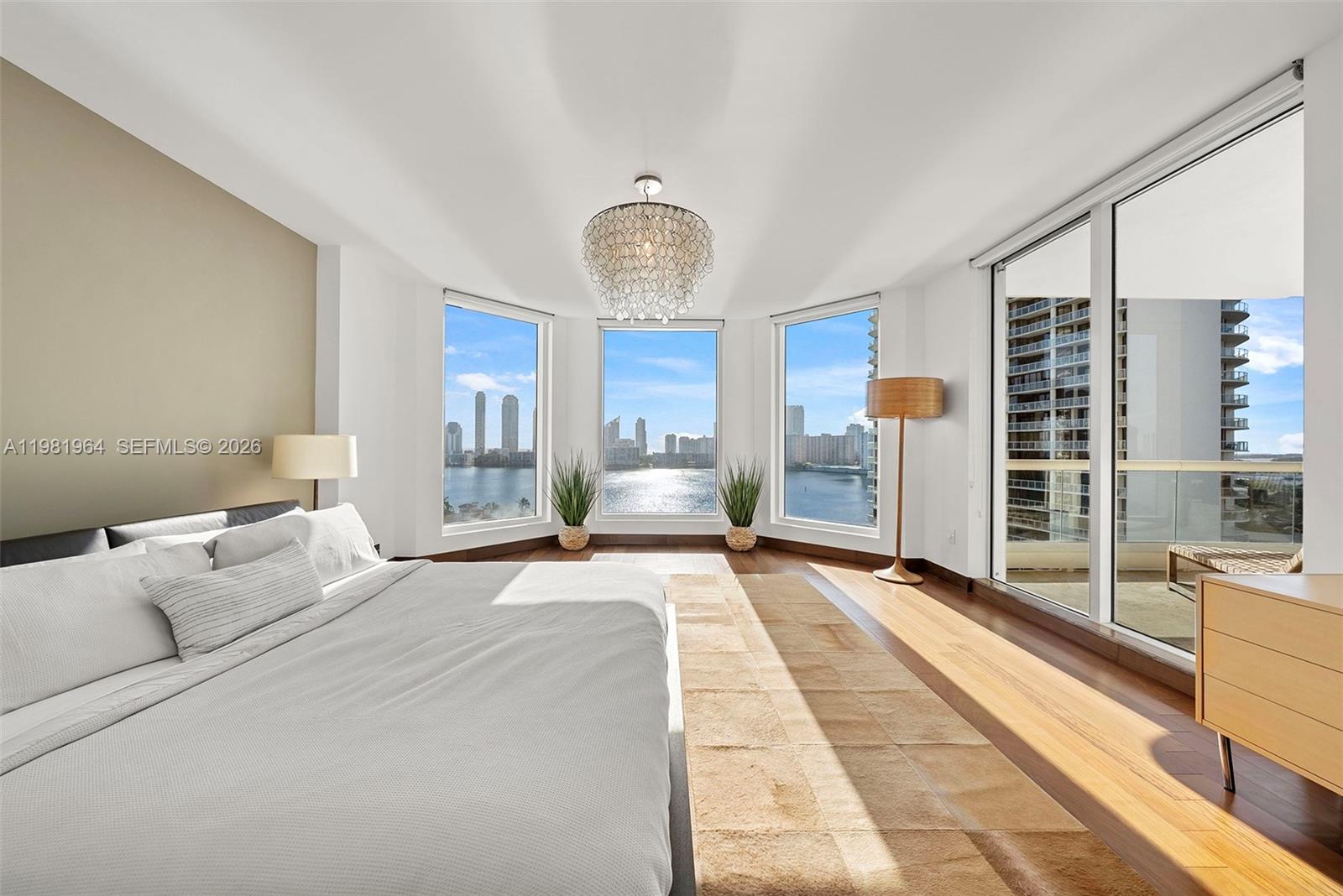 1208 4 / 5 3709 sq. ft. $ 2026-03-12 0 Photo