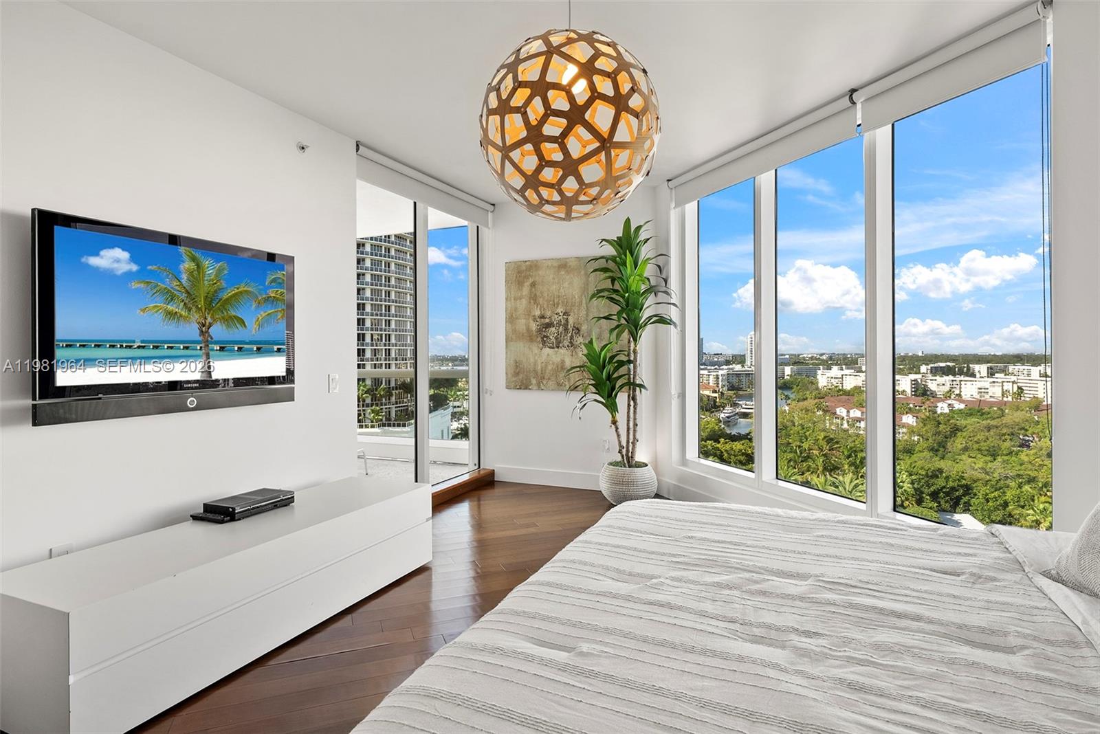 1208 4 / 5 3709 sq. ft. $ 2026-03-12 0 Photo