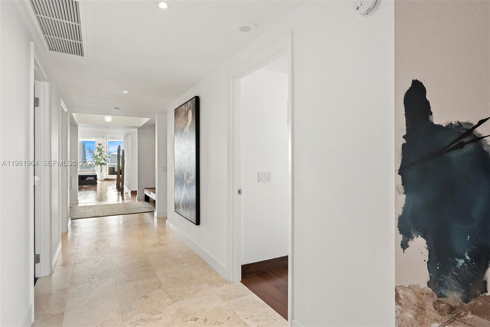 1208 4 / 5 3709 sq. ft. $ 2026-03-12 0 Photo