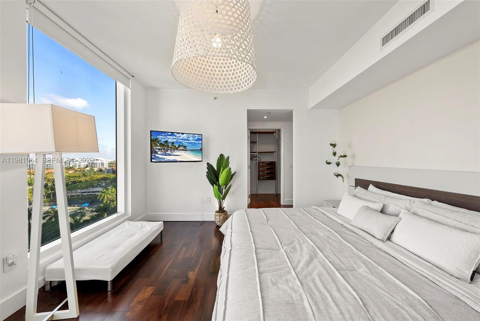 1208 4 / 5 3709 sq. ft. $ 2026-03-12 0 Photo