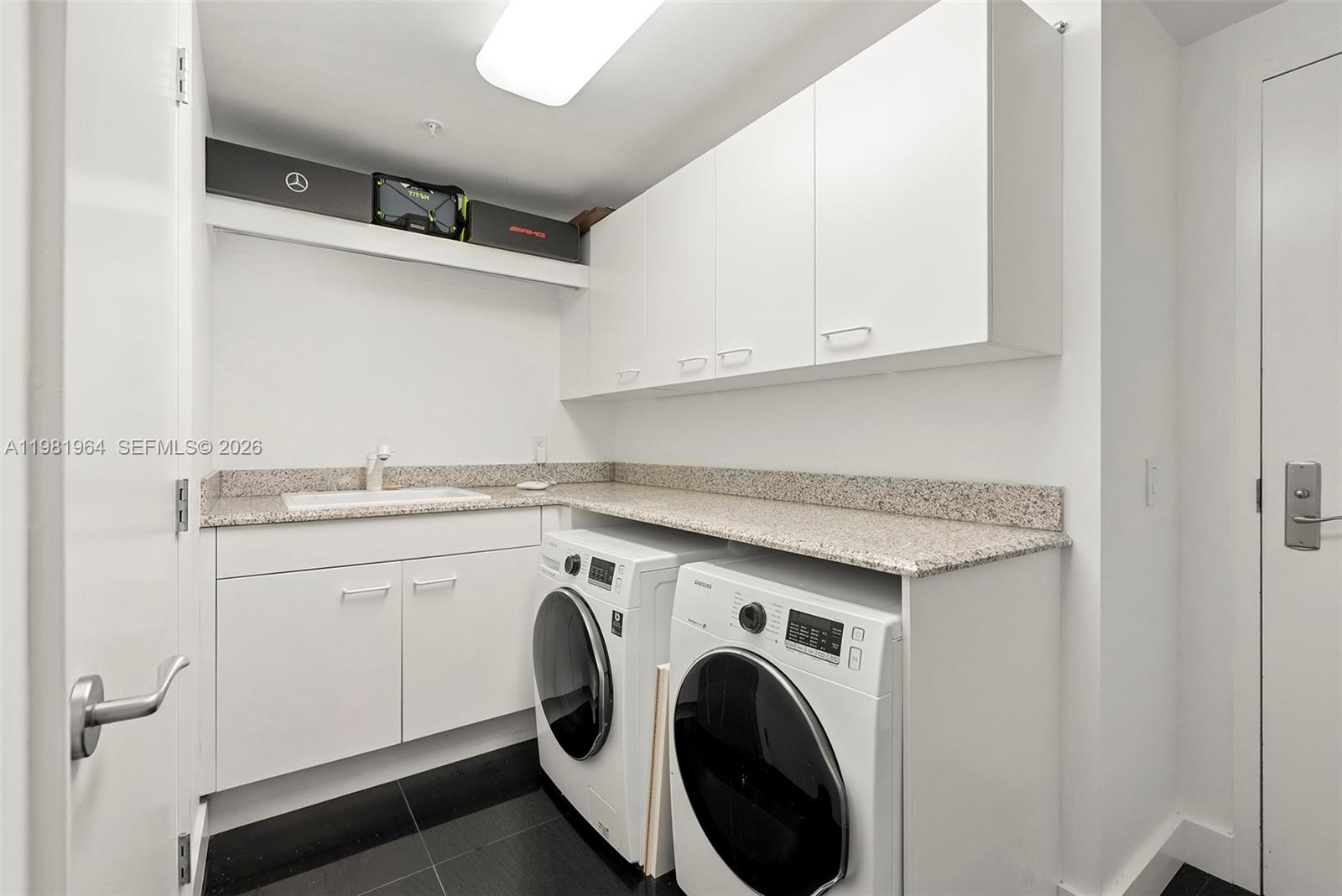 1208 4 / 5 3709 sq. ft. $ 2026-03-12 0 Photo