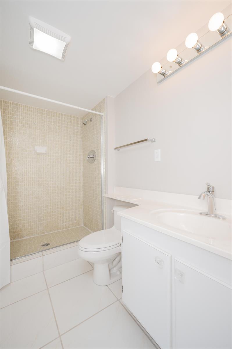Photo of 20335 Country Club  #1704, Aventura, Florida, 33180 - 7975