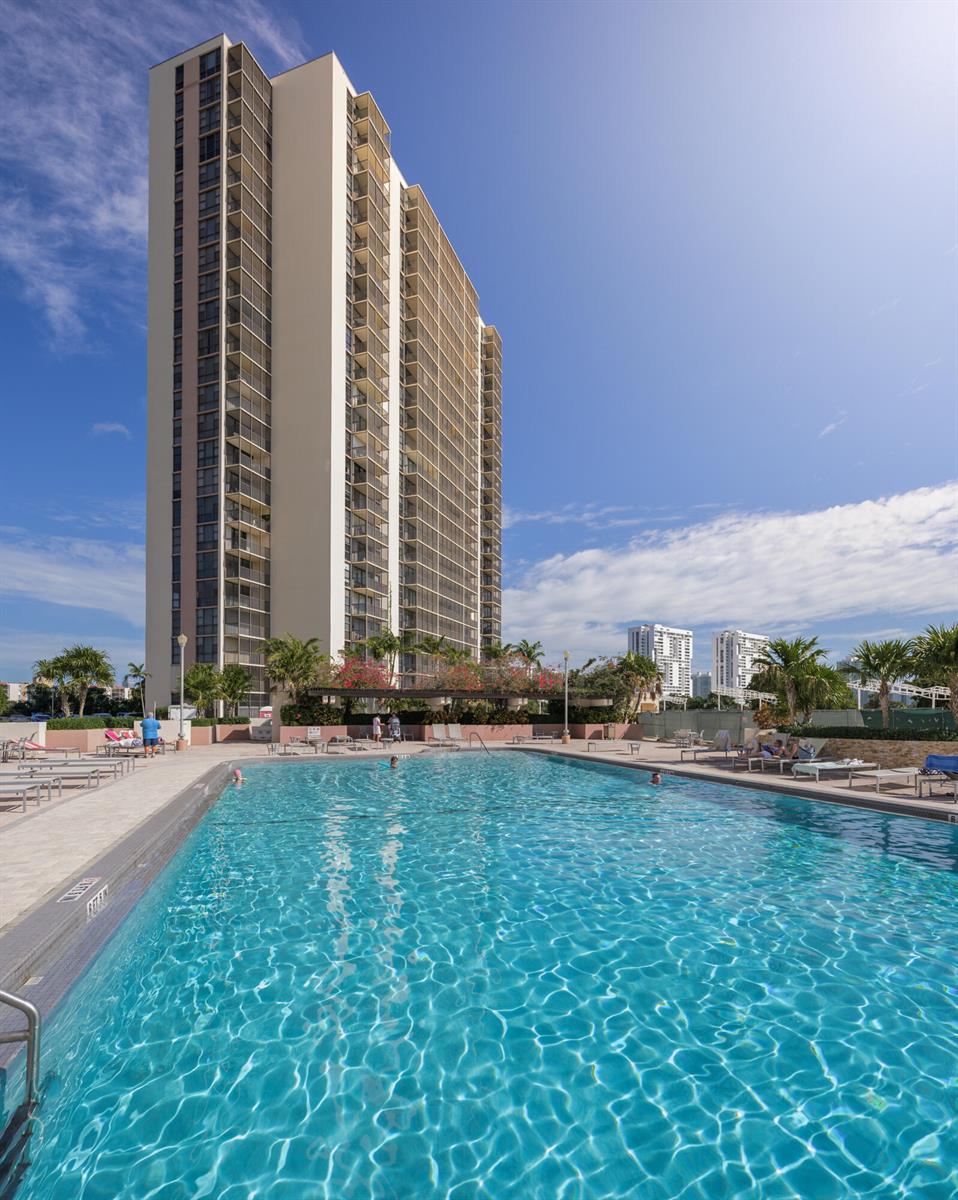 Photo of 20335 Country Club  #1704, Aventura, Florida, 33180 - 508331.crdownload