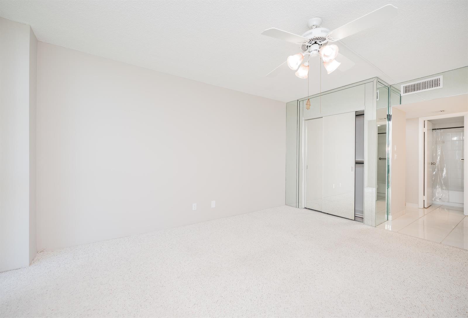 Photo of 20335 Country Club  #1704, Aventura, Florida, 33180 - 461796.crdownload
