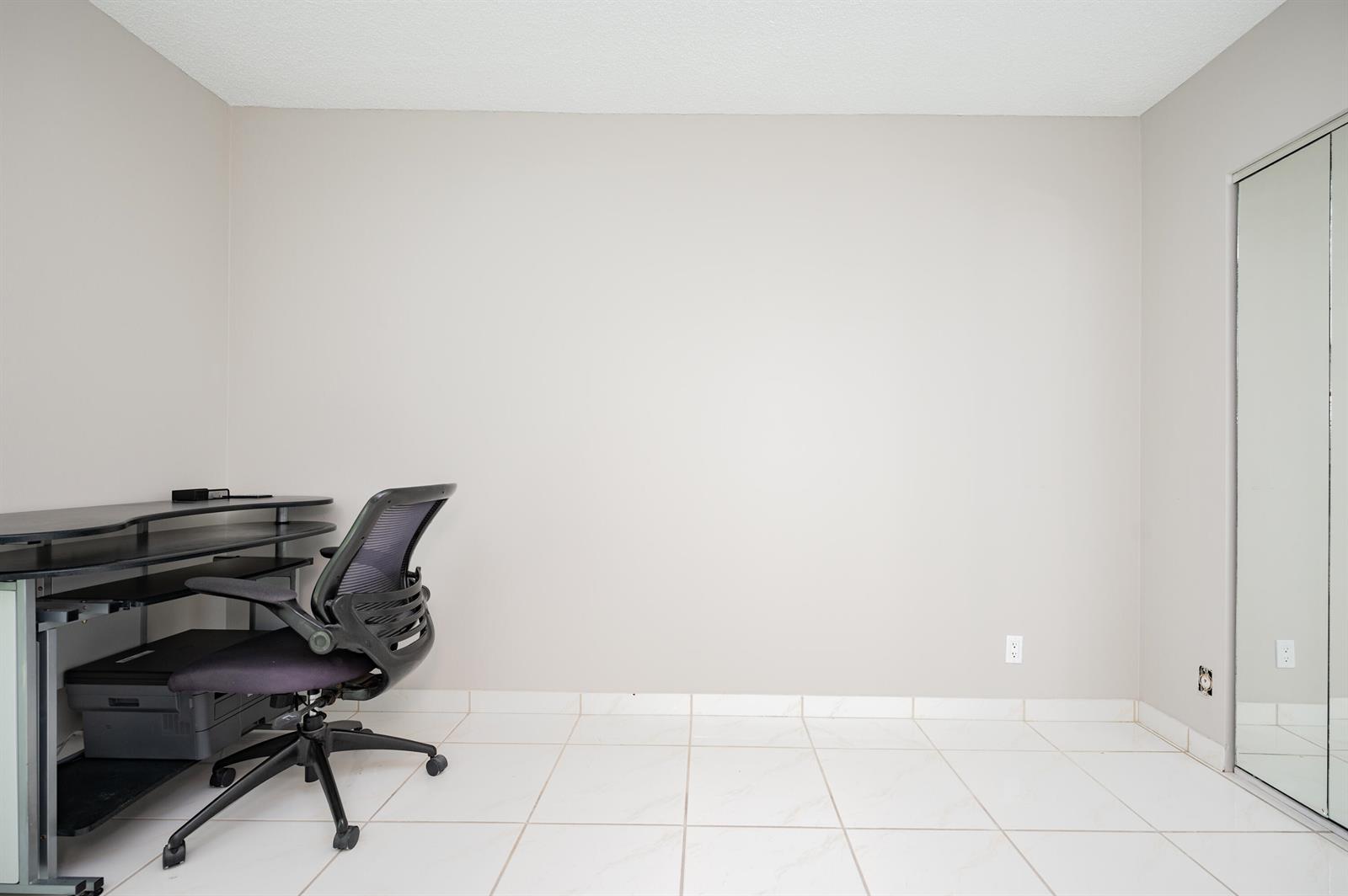 Photo of 20335 Country Club  #1704, Aventura, Florida, 33180 - 689823.crdownload