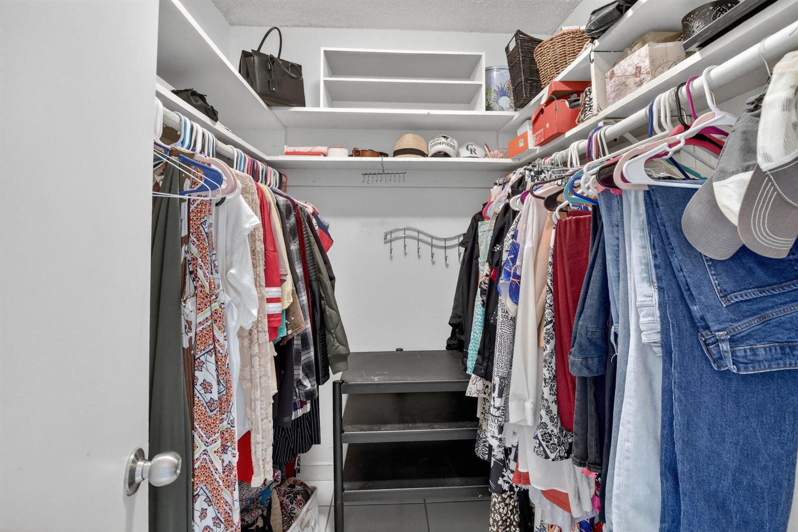 408-1 2 / 2 1315 sq. ft. $ 2026-03-31 0 Photo