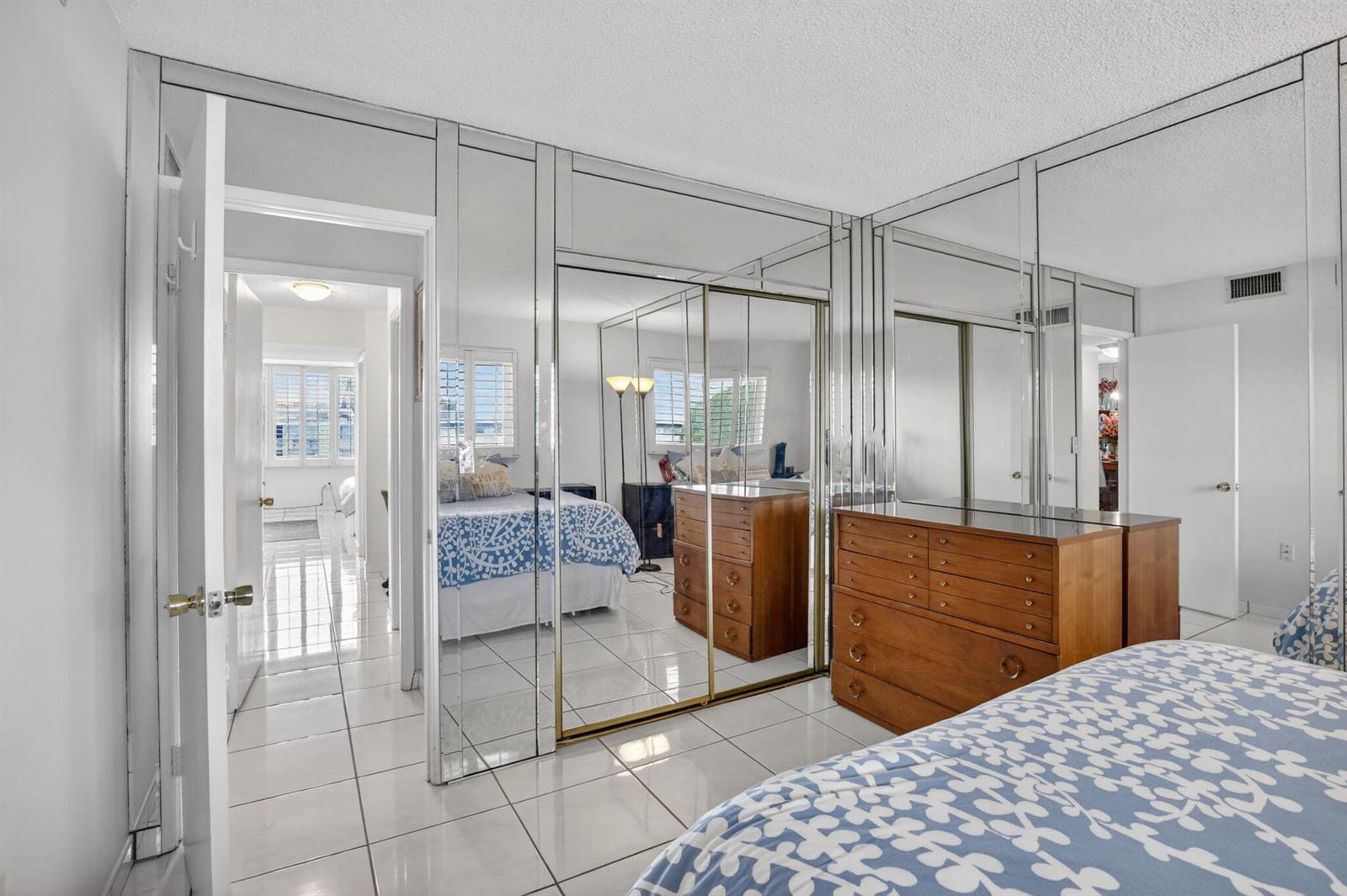 408-1 2 / 2 1315 sq. ft. $ 2026-03-31 0 Photo