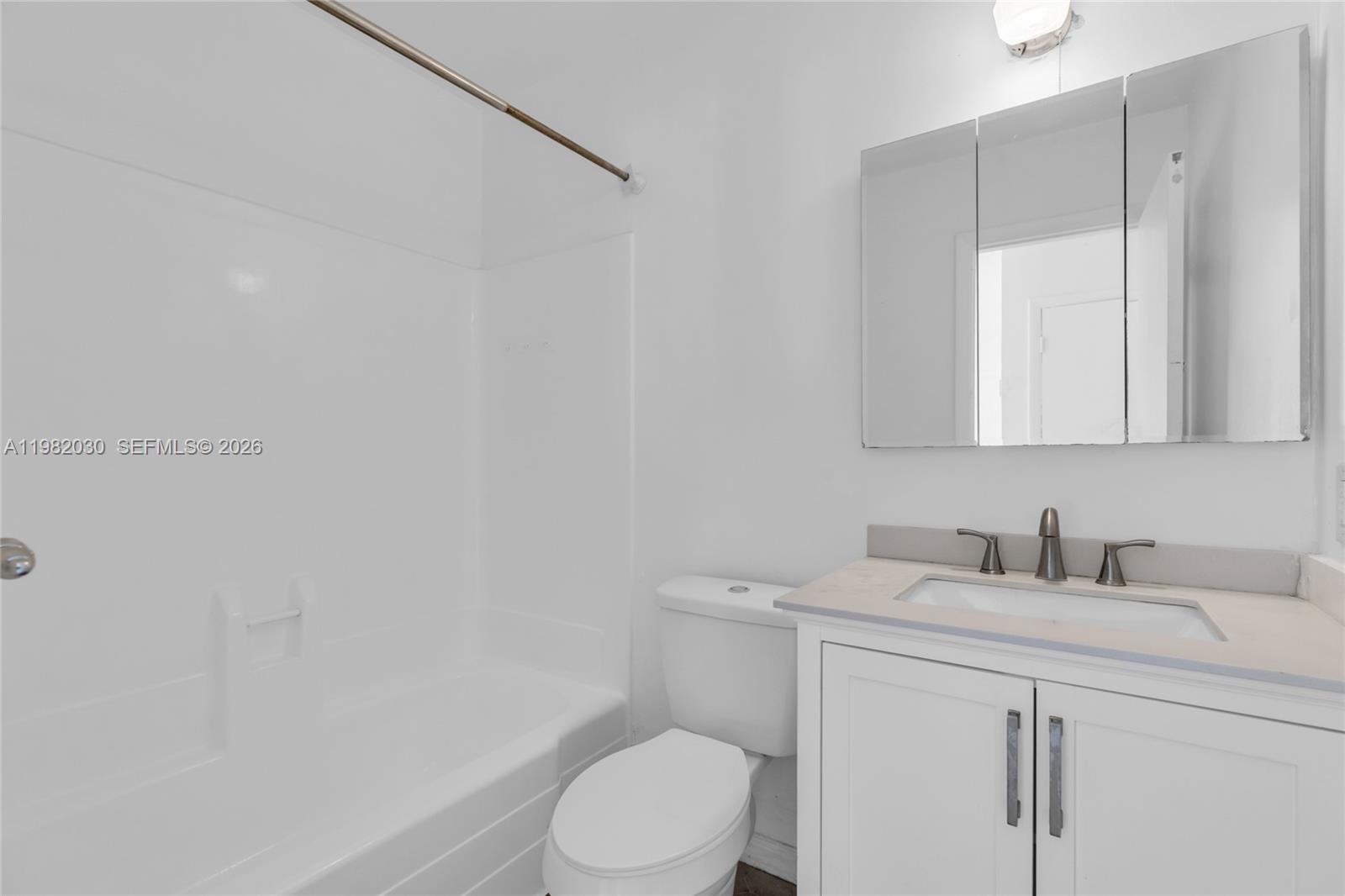   /  2025 sq. ft. $ 2026-03-12 0 Photo