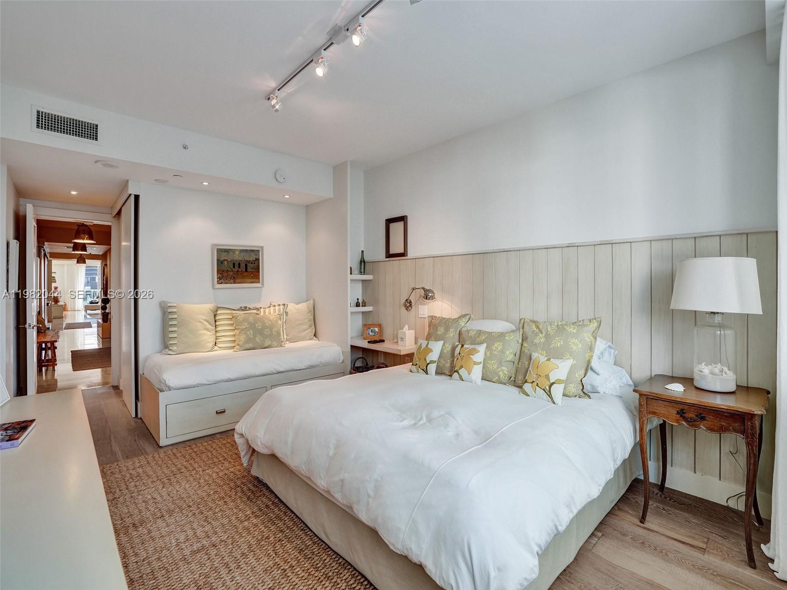 Photo of 3201 183rd St  #301, Aventura, Florida, 33160 - 