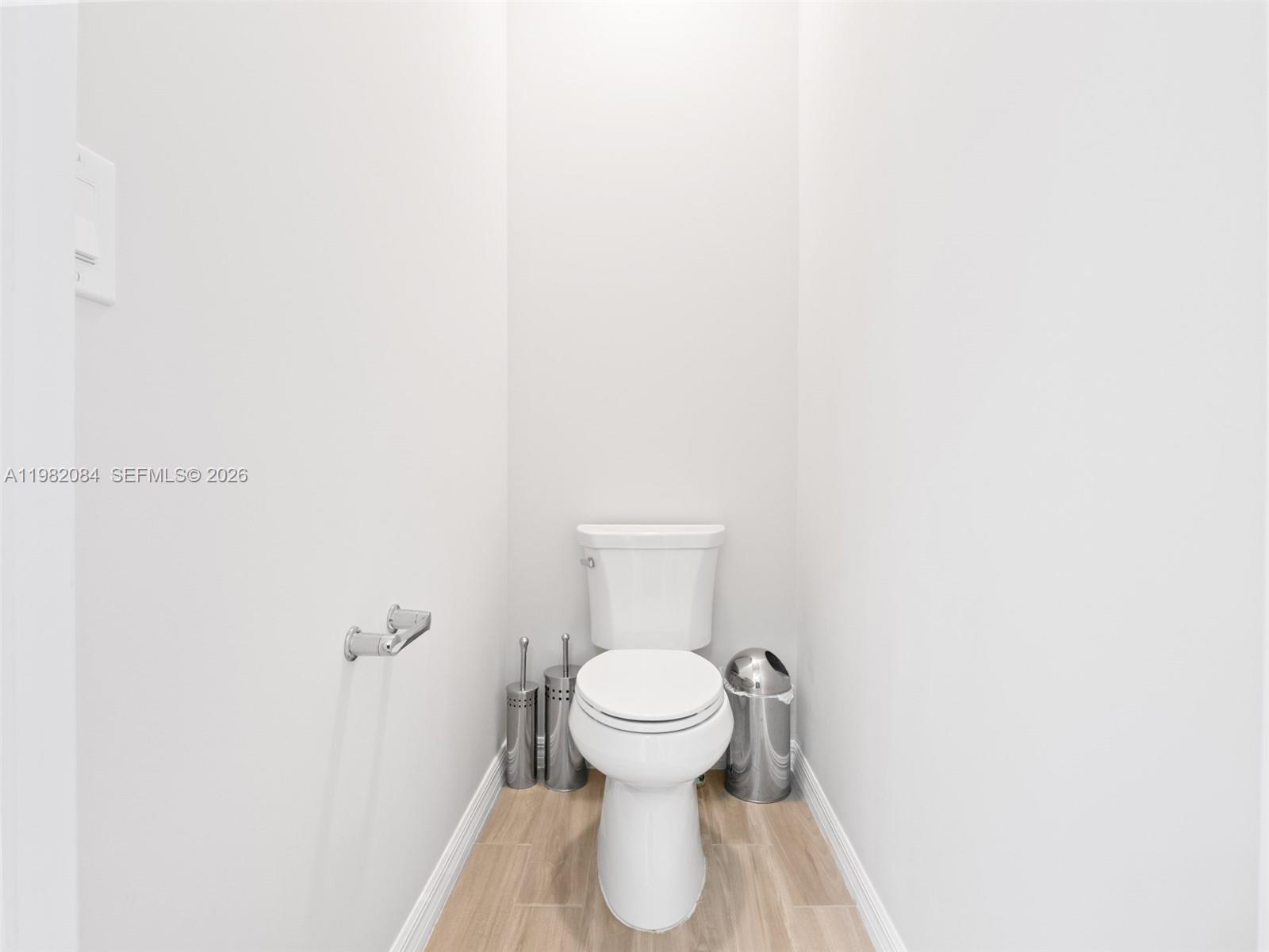 Ver detalles 1575 3 / 2 1742 sq. ft. $ 2026-03-12 0 foto