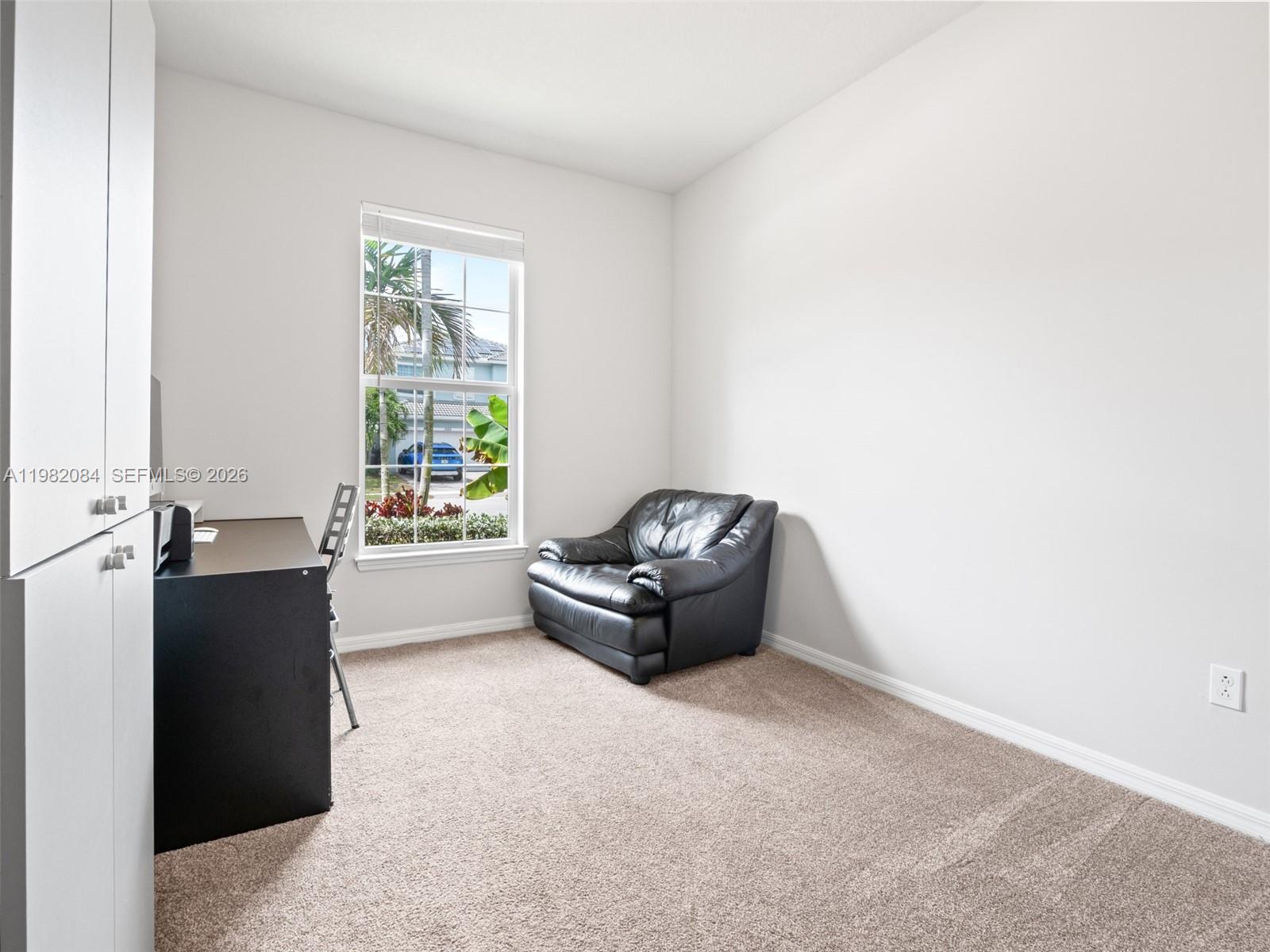 Ver detalles 1575 3 / 2 1742 sq. ft. $ 2026-03-12 0 foto