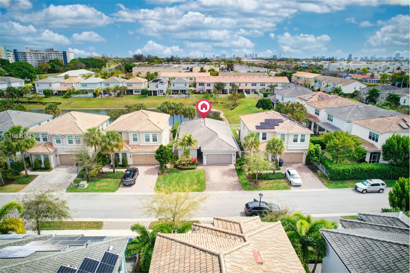 Ver detalles 1575 3 / 2 1742 sq. ft. $ 2026-03-12 0 foto