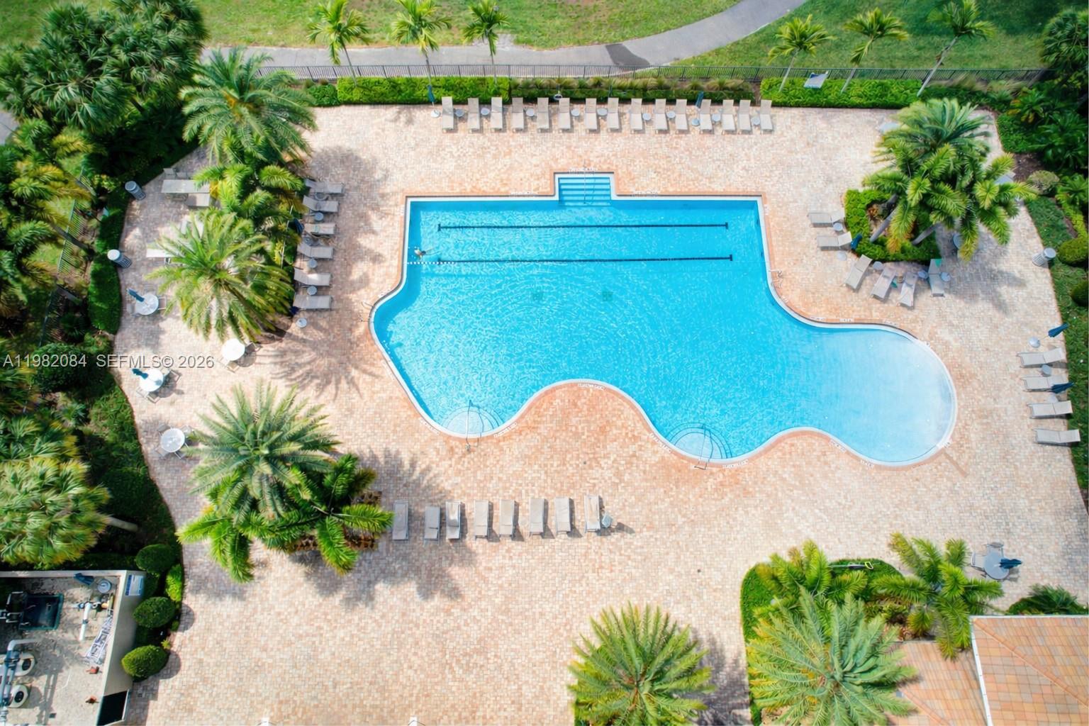 Ver detalles 1575 3 / 2 1742 sq. ft. $ 2026-03-12 0 foto