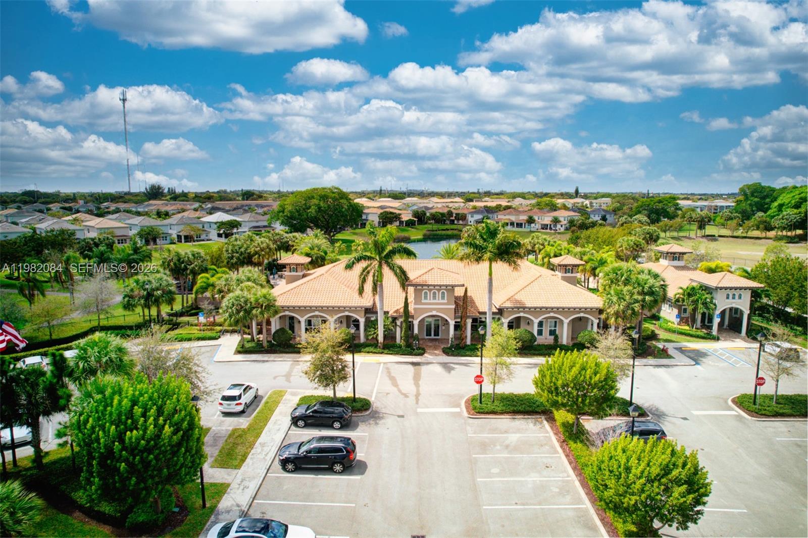 Ver detalles 1575 3 / 2 1742 sq. ft. $ 2026-03-12 0 foto