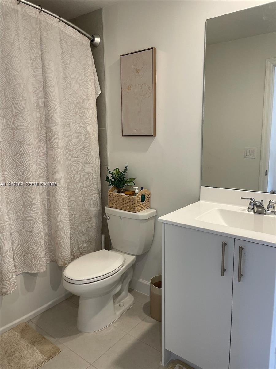 Ver detalles 5000 3 / 3 1276 sq. ft. $ 2026-03-12 0 foto