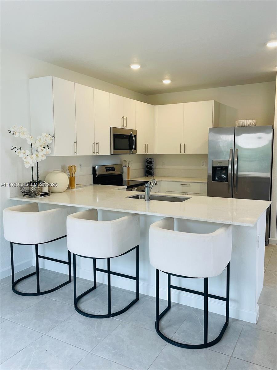 Ver detalles 5000 3 / 3 1276 sq. ft. $ 2026-03-12 0 foto