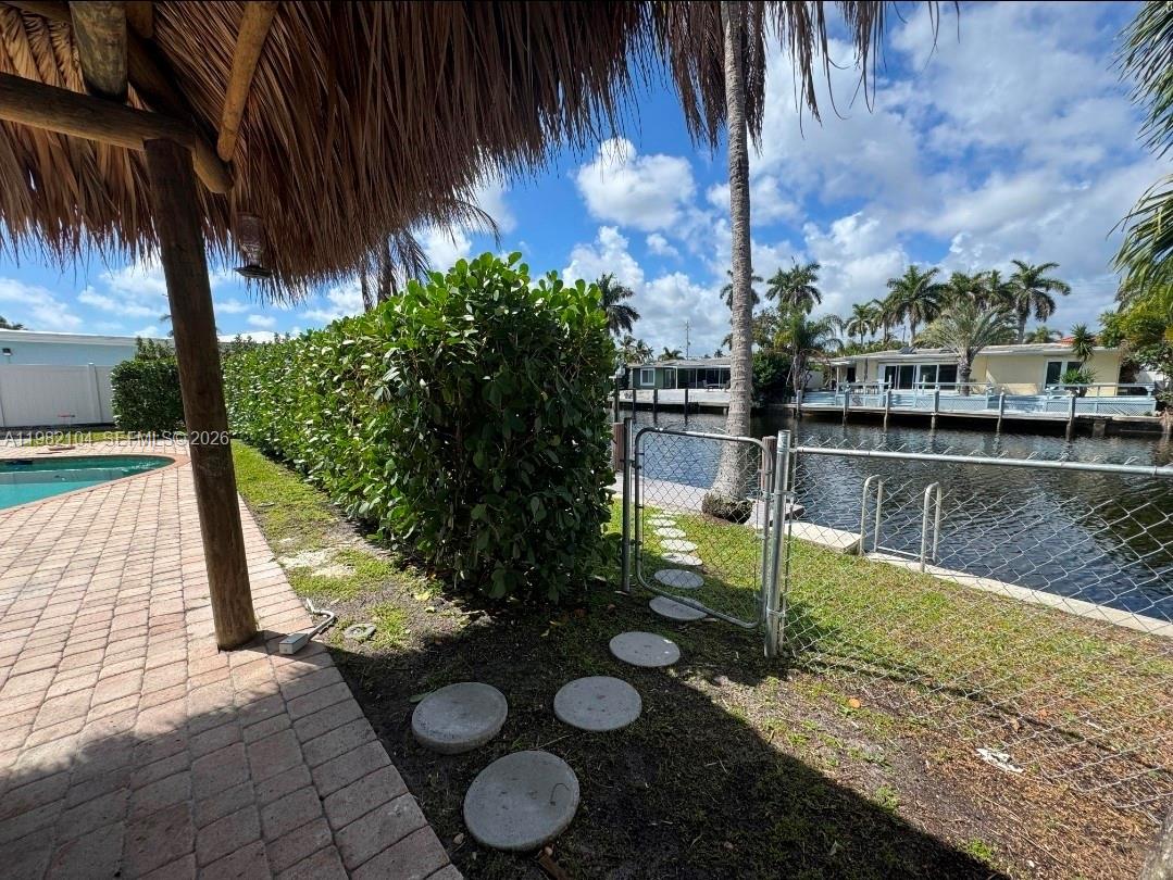 Ver detalles 631 3 / 2 1459 sq. ft. $ 2026-03-12 0 foto