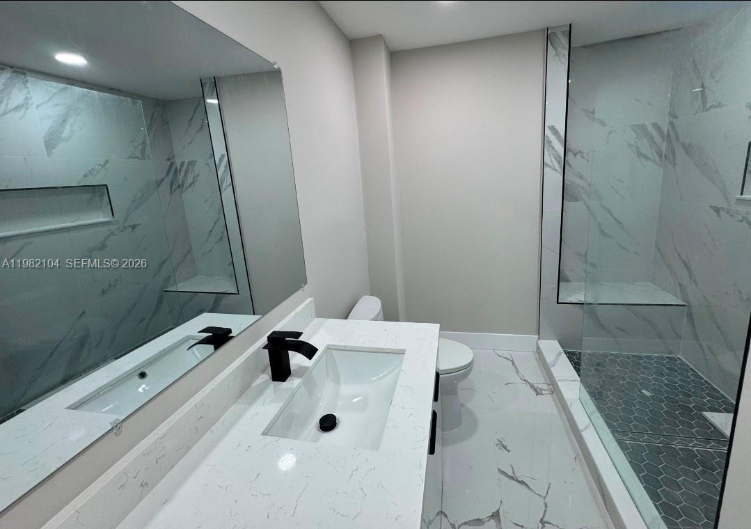 Ver detalles 631 3 / 2 1459 sq. ft. $ 2026-03-12 0 foto