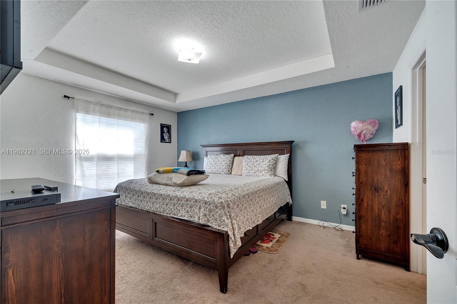 Ver detalles 1317 4 / 2 sq. ft. $ 2026-04-16 0 foto