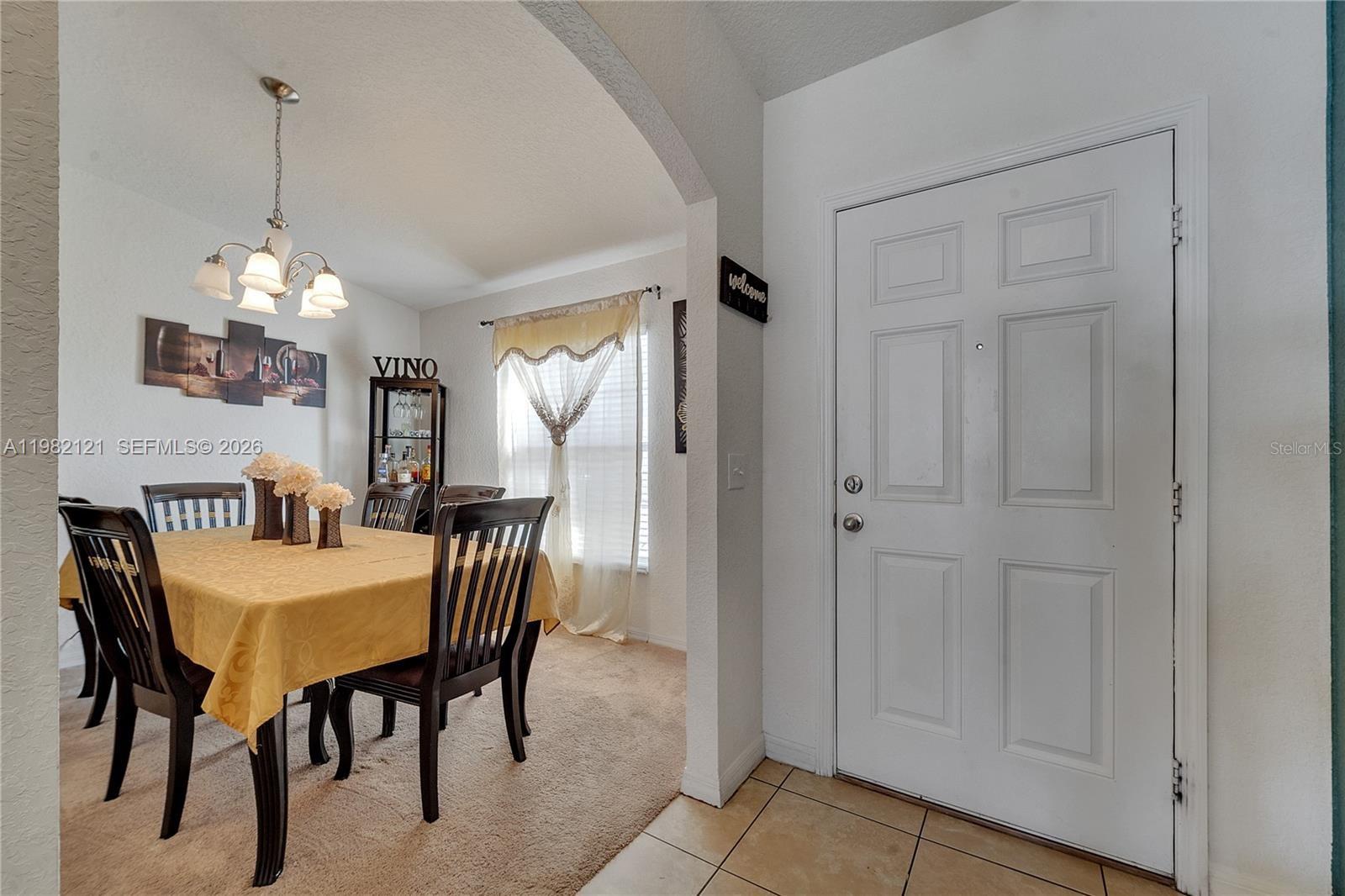 Ver detalles 1317 4 / 2 sq. ft. $ 2026-04-16 0 foto