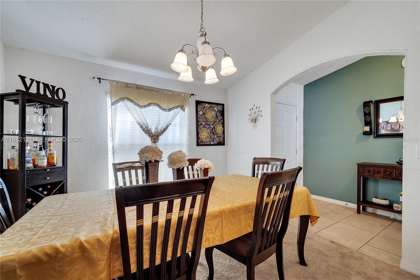Ver detalles 1317 4 / 2 sq. ft. $ 2026-04-16 0 foto