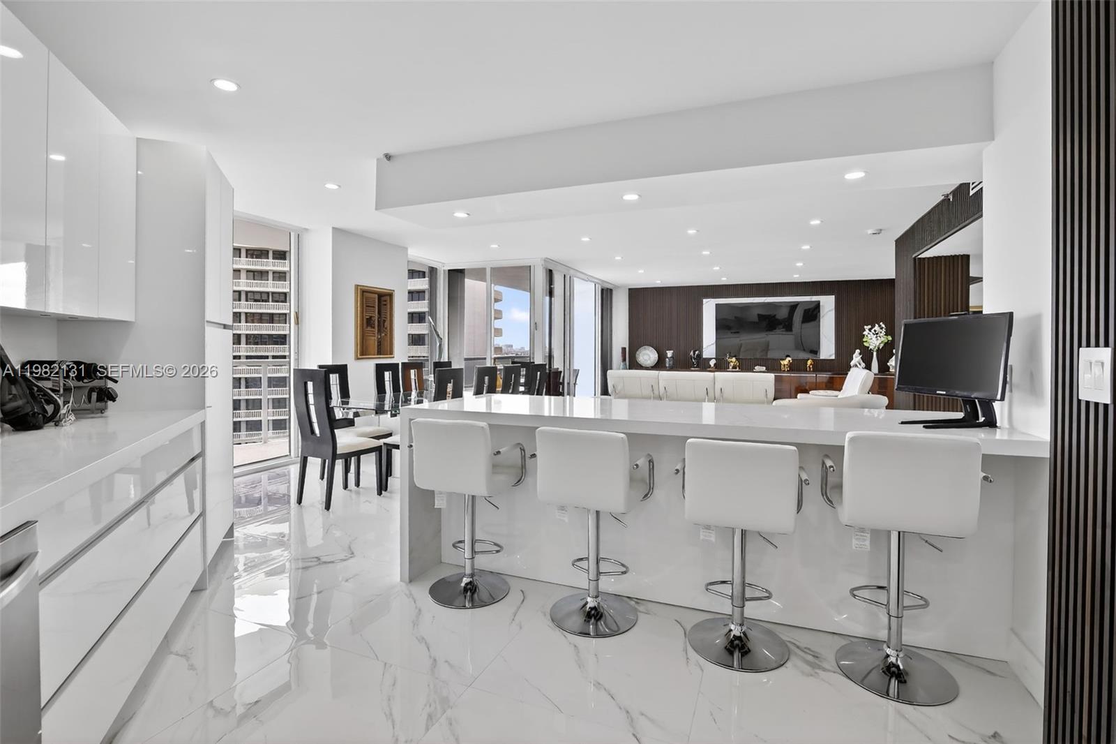 2301 3 / 5 2470 sq. ft. $ 2026-03-12 0 Photo