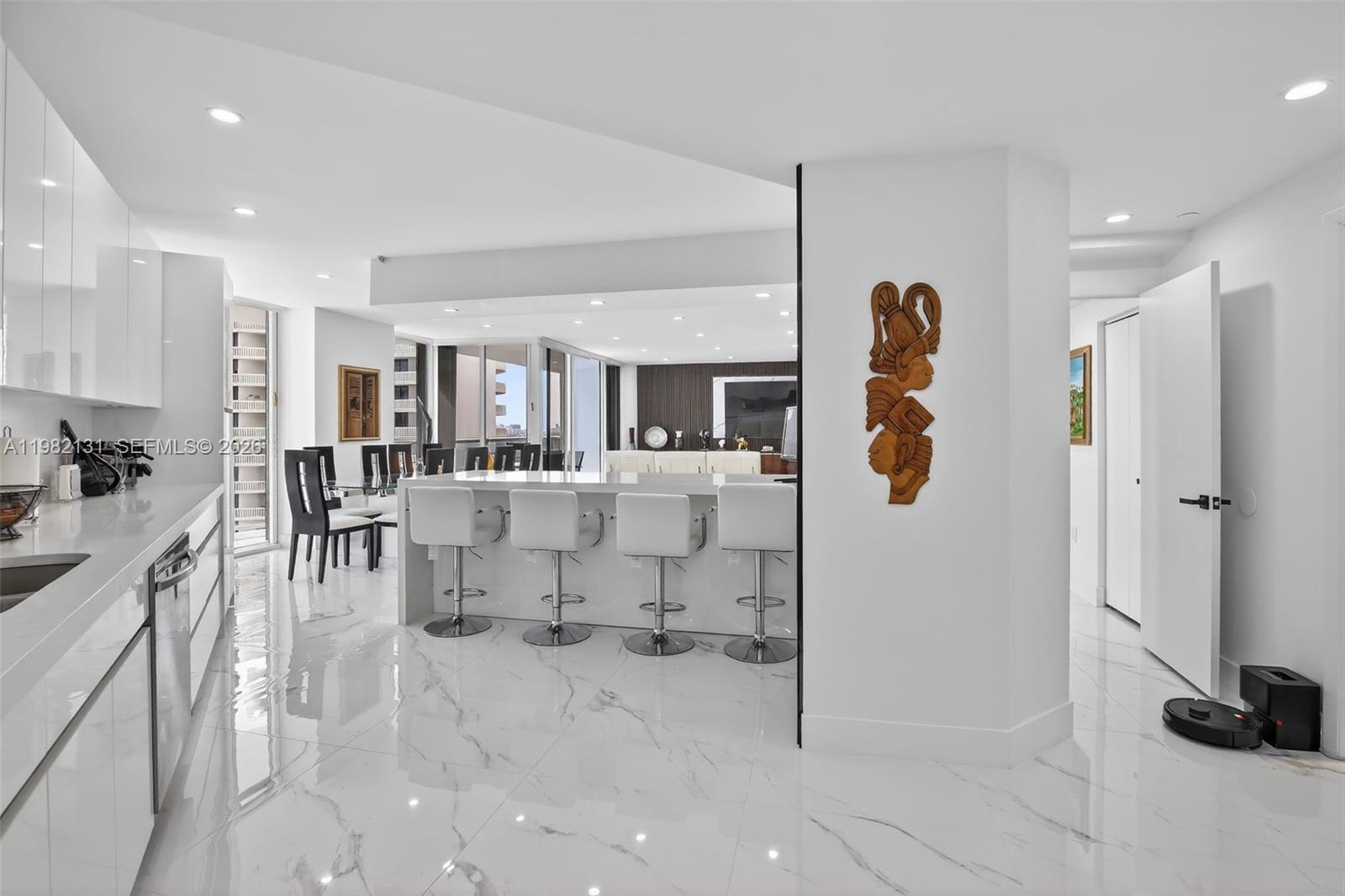 2301 3 / 5 2470 sq. ft. $ 2026-03-12 0 Photo