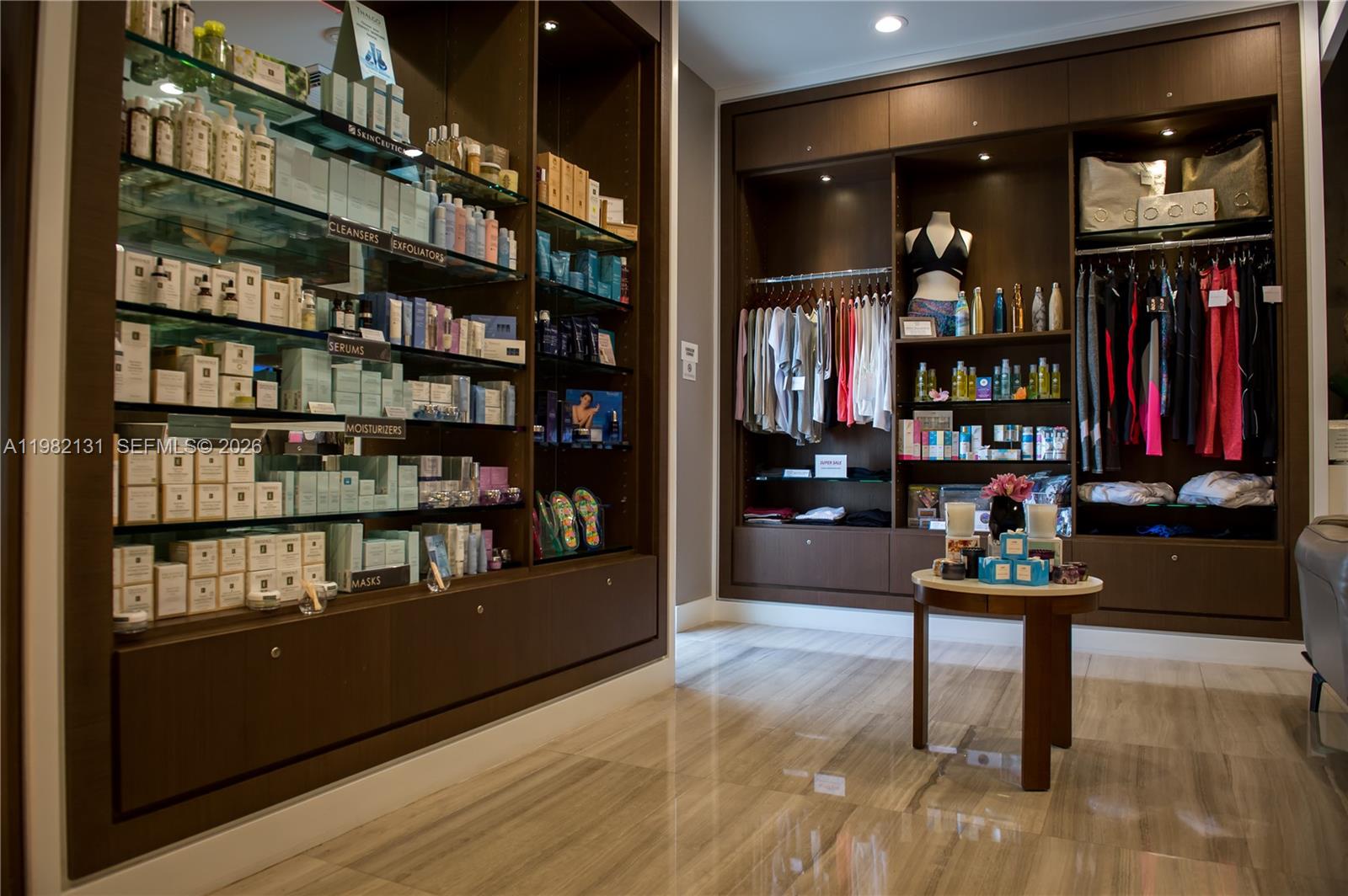 2301 3 / 5 2470 sq. ft. $ 2026-03-12 0 Photo