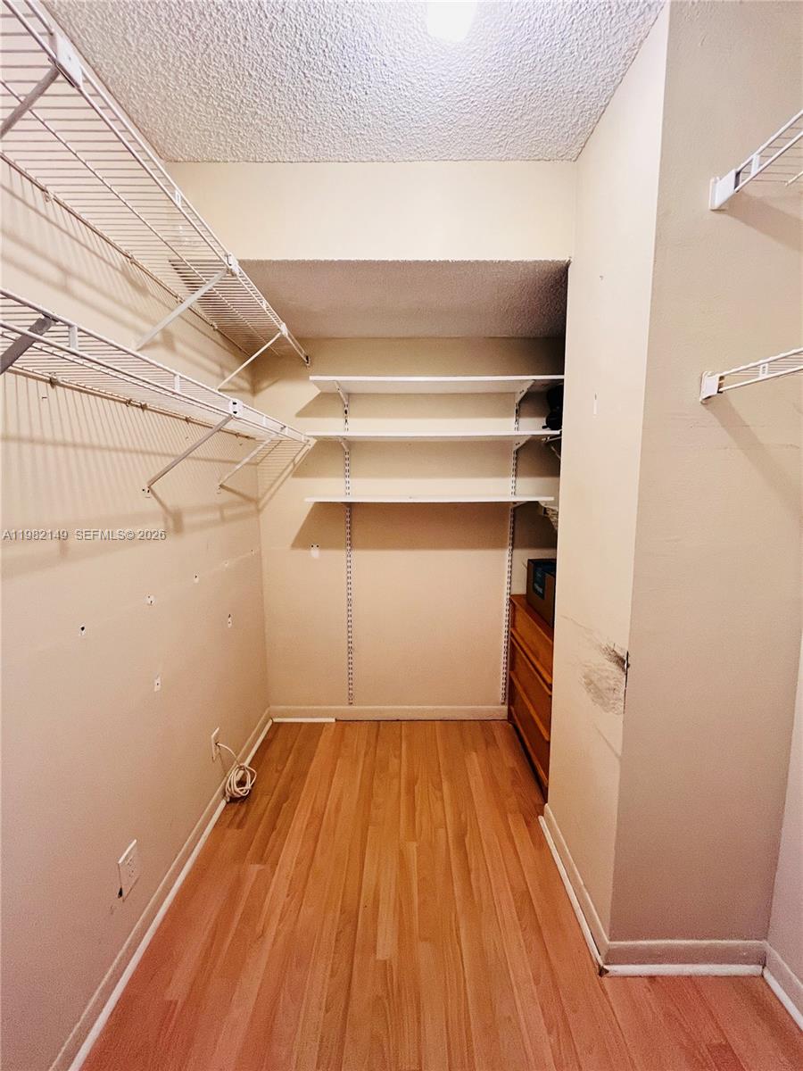 Photo of 2500 Parkview Dr  #1803, Hallandale Beach, Florida, 33009 - WALKING CLOSET