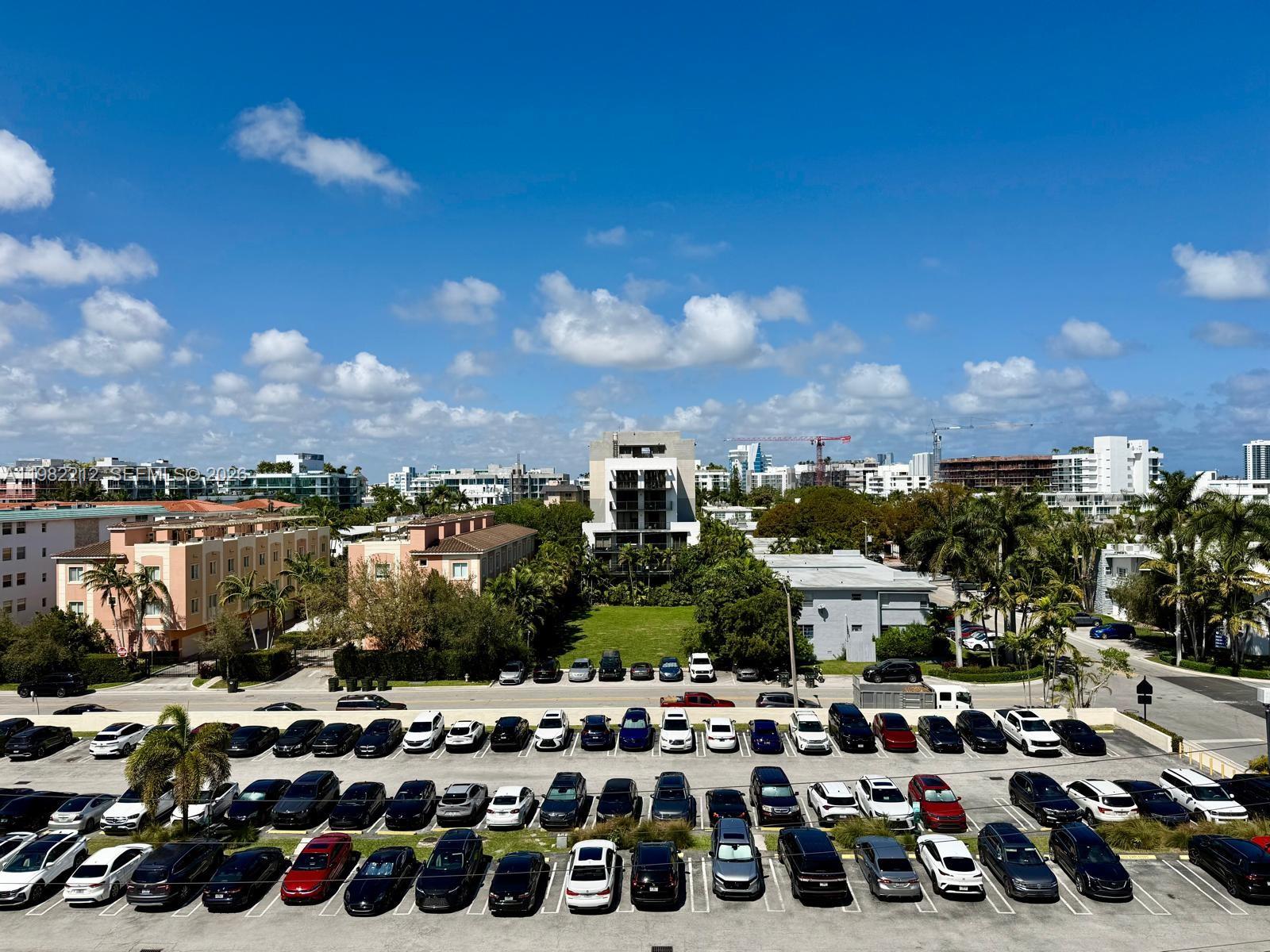   /   кв.футов $ 2026-03-13 0 Фото