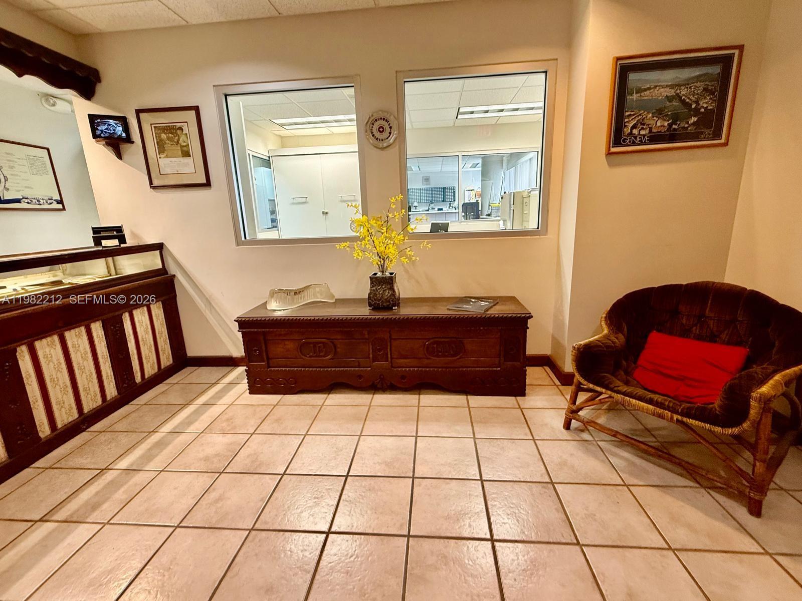   /   кв.футов $ 2026-03-13 0 Фото