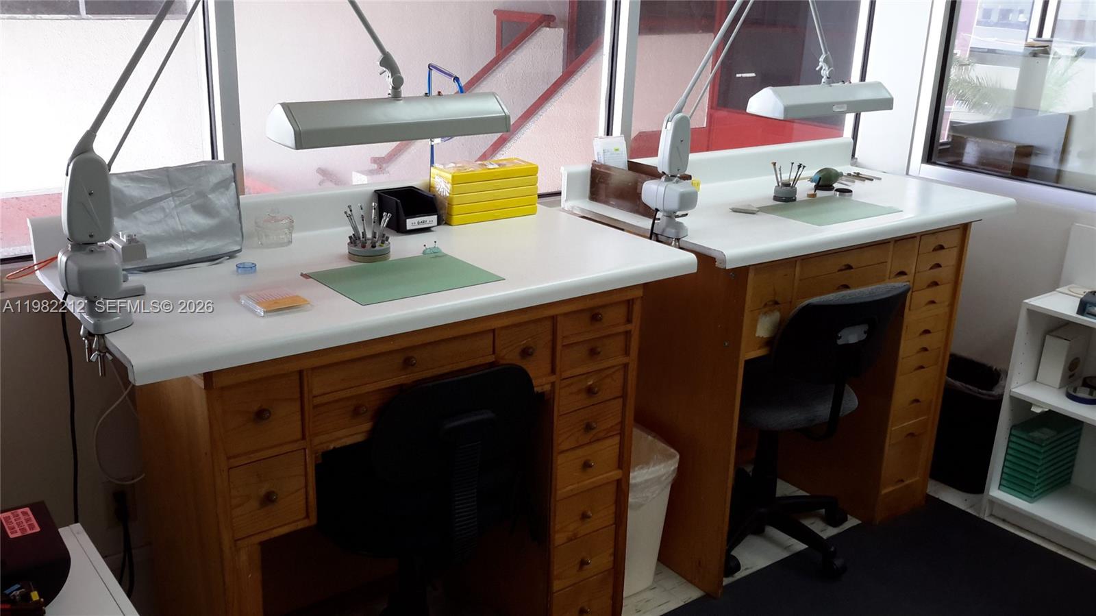   /   кв.футов $ 2026-03-13 0 Фото