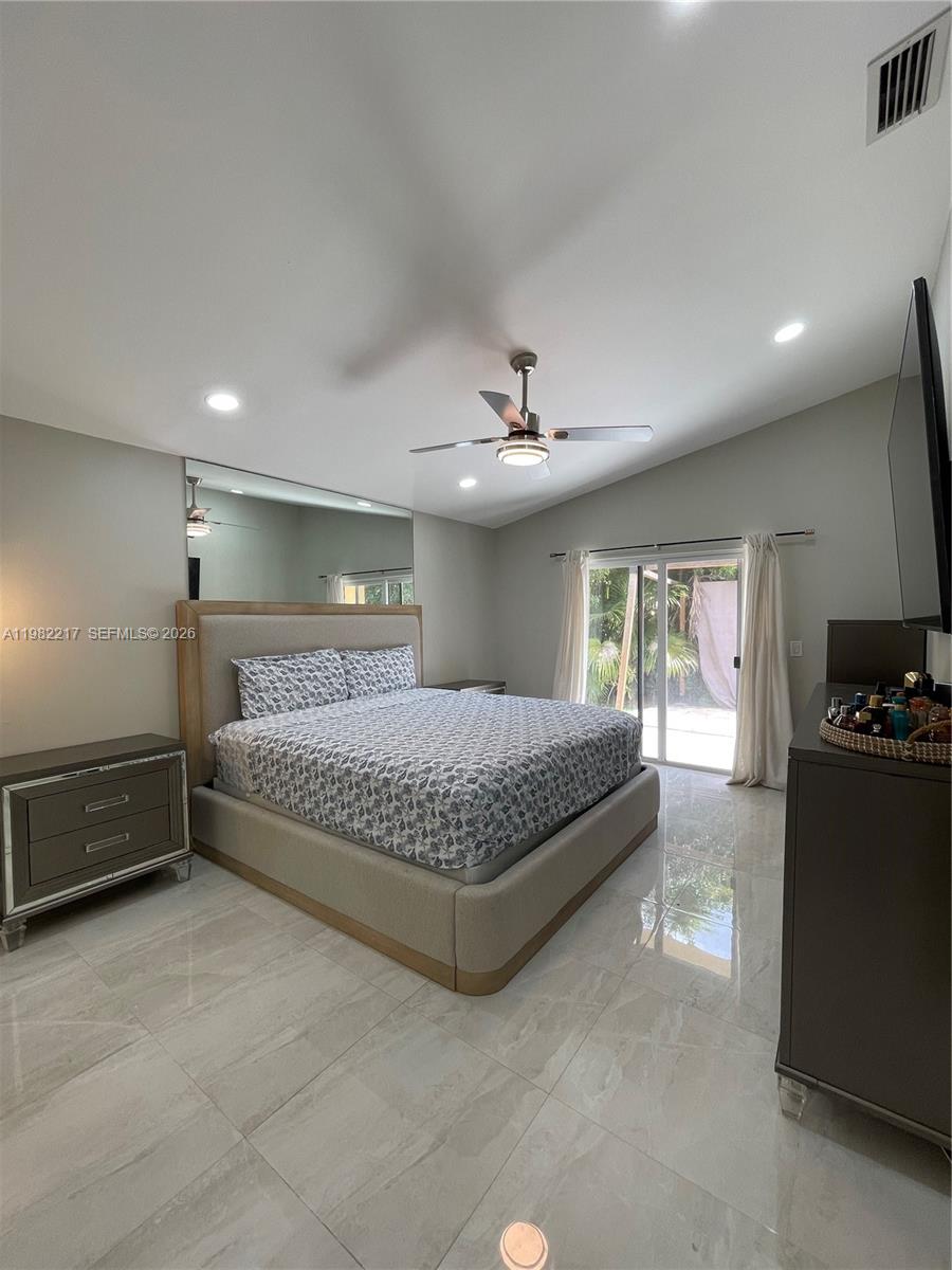 5544 3 / 2 1609 кв.футов $ 2026-03-13 0 Фото