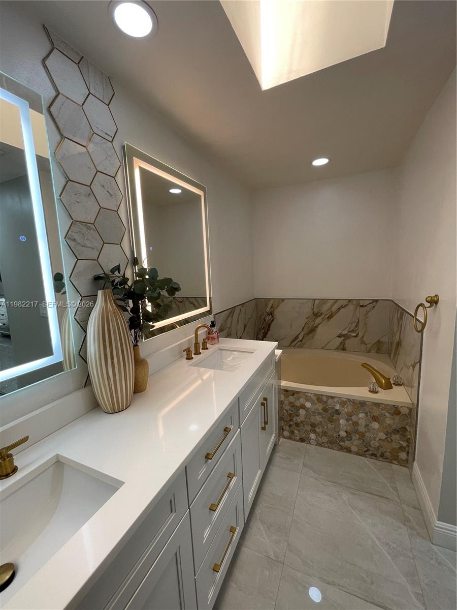 5544 3 / 2 1609 кв.футов $ 2026-03-13 0 Фото