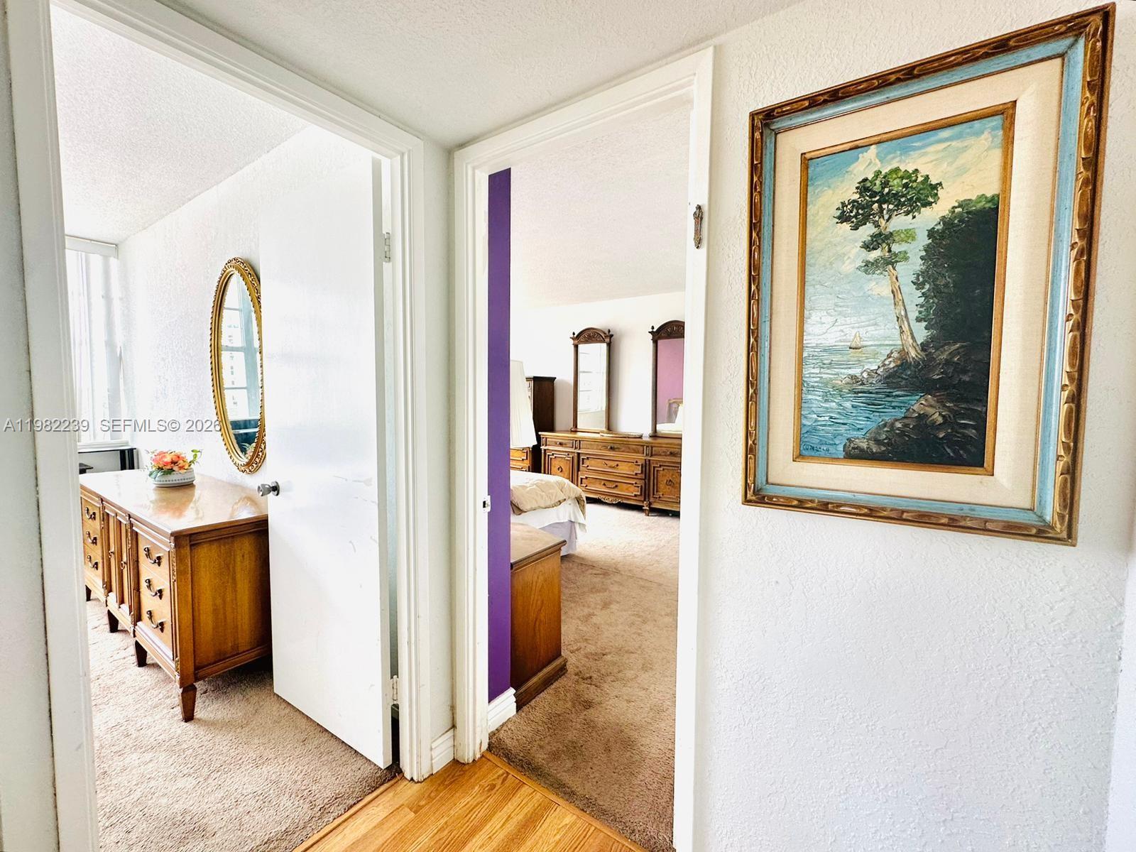Ver detalles 915W 2 / 2 1140 sq. ft. $ 2026-03-13 0 foto