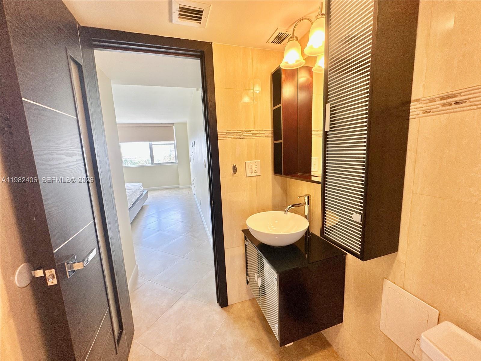 Photo of 3180 Ocean Dr  #401, Hallandale Beach, Florida, 33009 - 