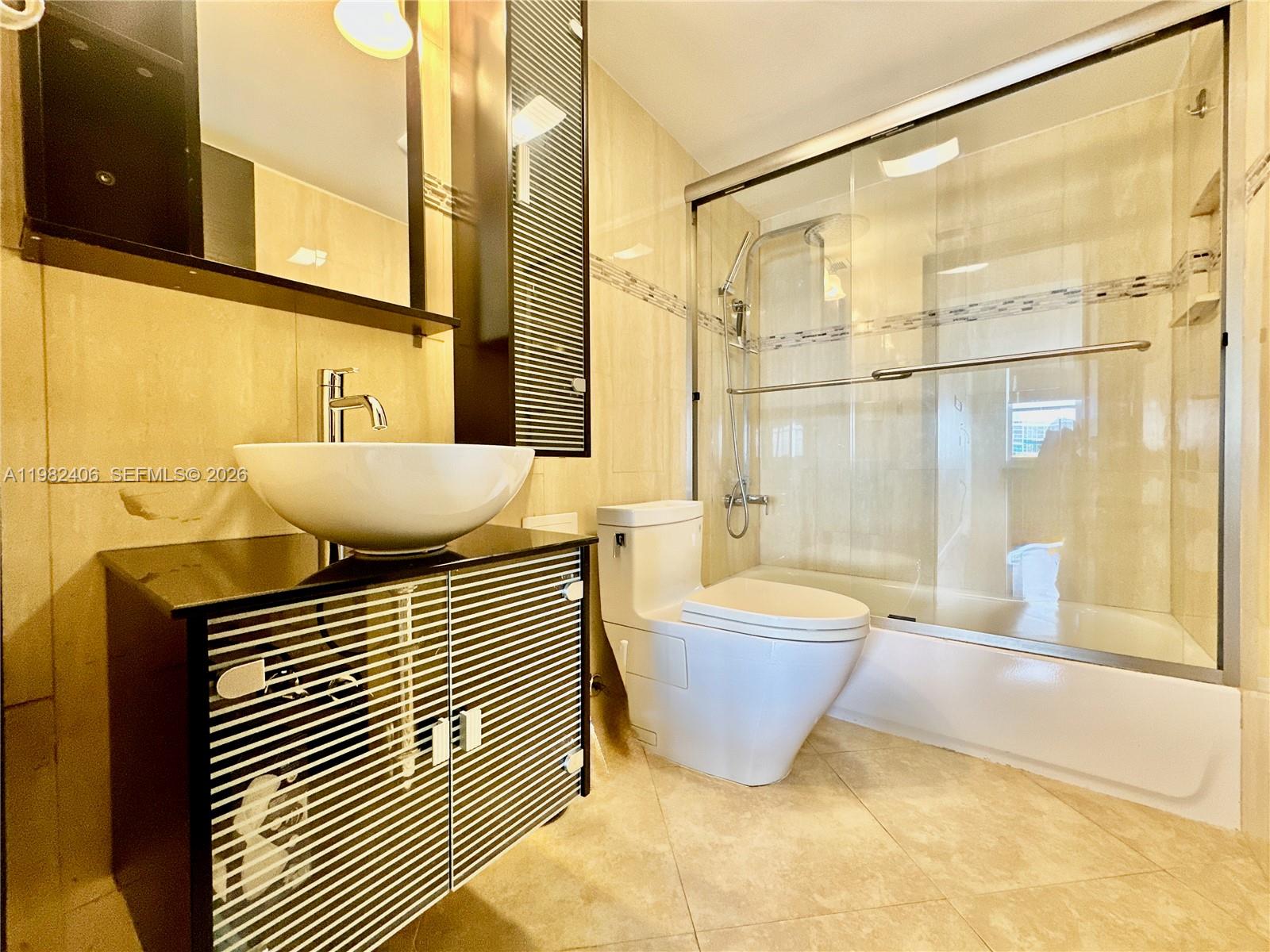 Photo of 3180 Ocean Dr  #401, Hallandale Beach, Florida, 33009 - 