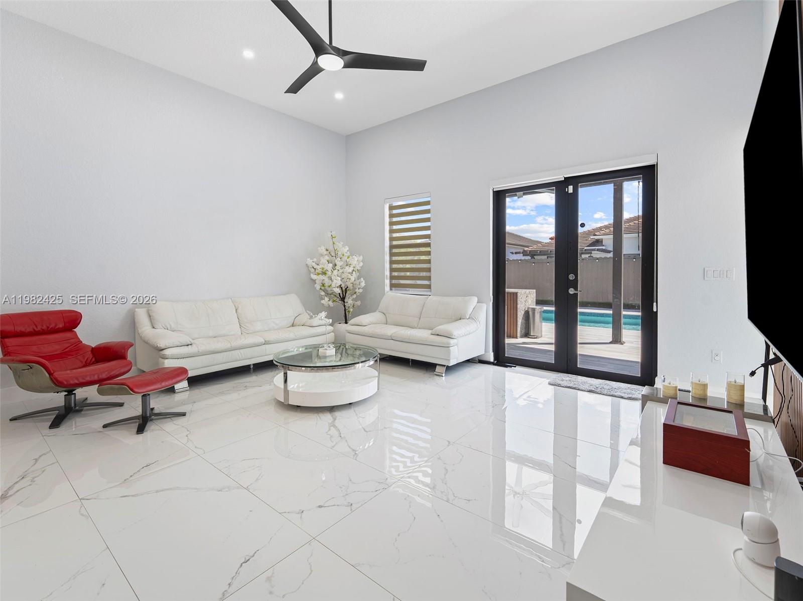 14478 4 / 4 2776 sq. ft. $ 2026-03-13 0 Photo