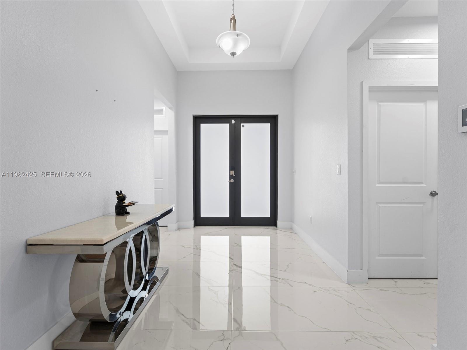 14478 4 / 4 2776 sq. ft. $ 2026-03-13 0 Photo