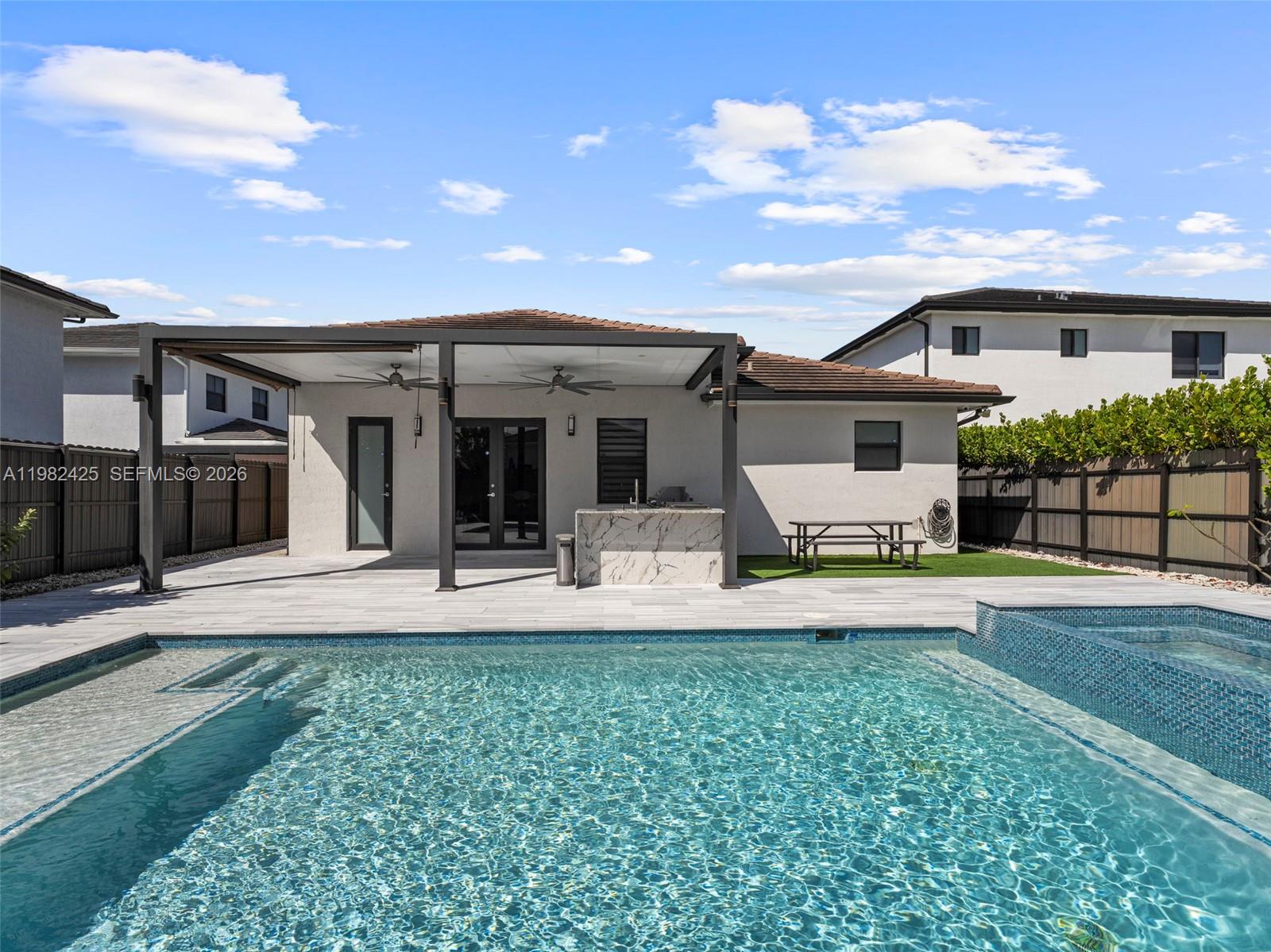 14478 4 / 4 2776 sq. ft. $ 2026-03-13 0 Photo