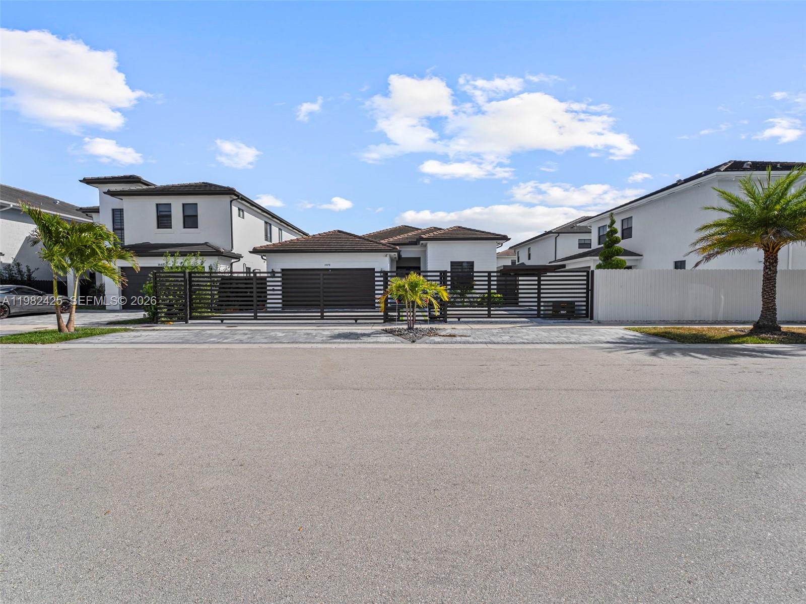 14478 4 / 4 2776 sq. ft. $ 2026-03-13 0 Photo