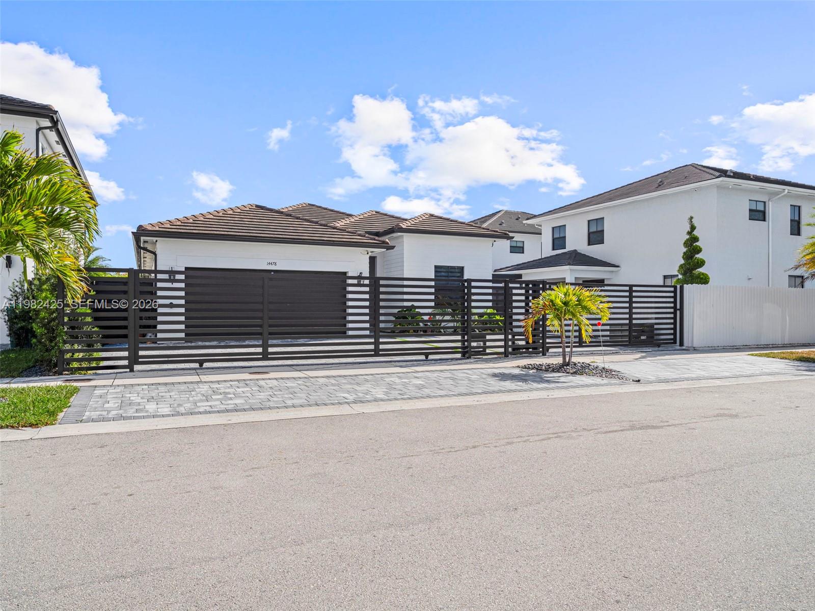 14478 4 / 4 2776 sq. ft. $ 2026-03-13 0 Photo