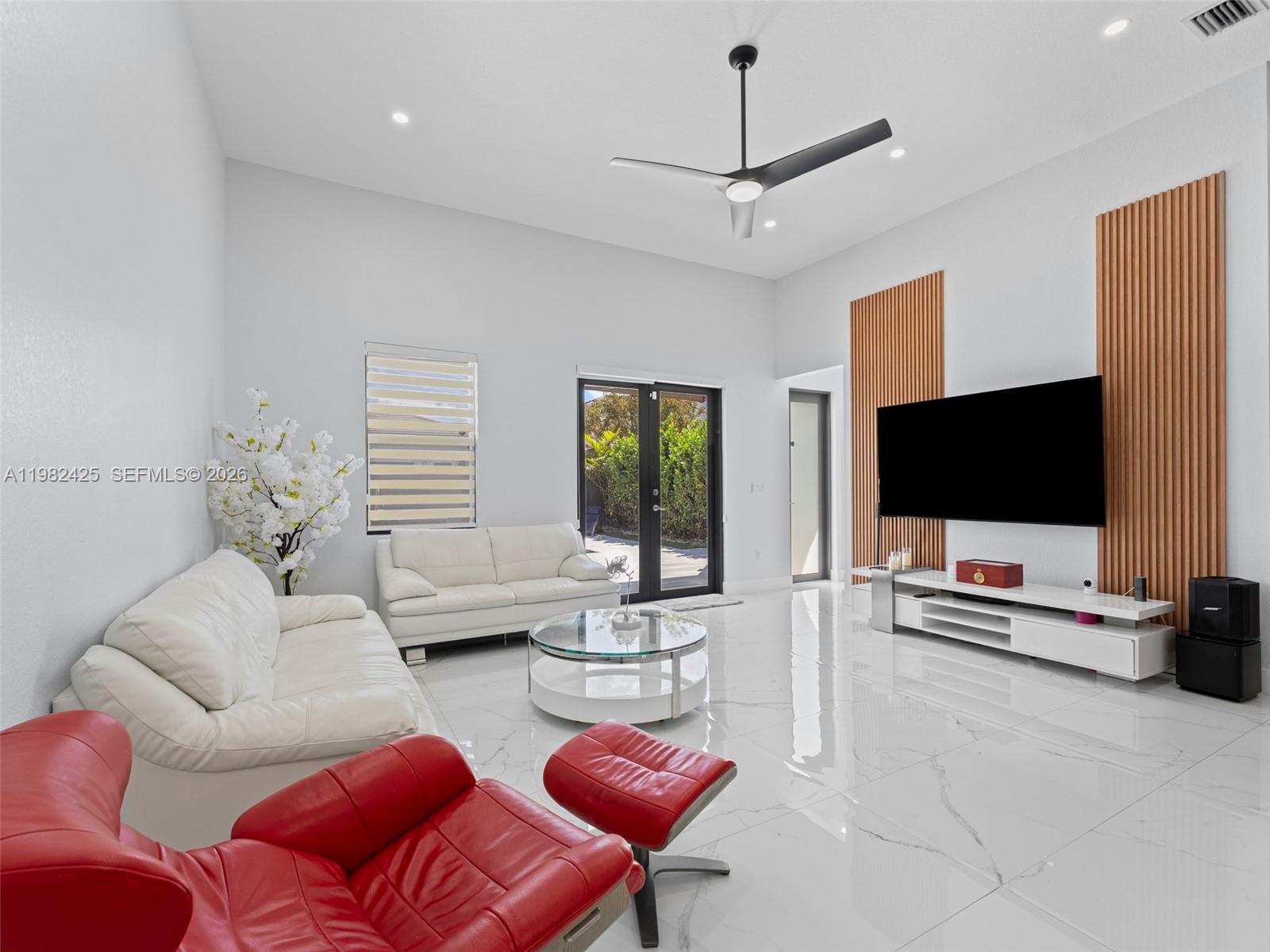 14478 4 / 4 2776 sq. ft. $ 2026-03-13 0 Photo